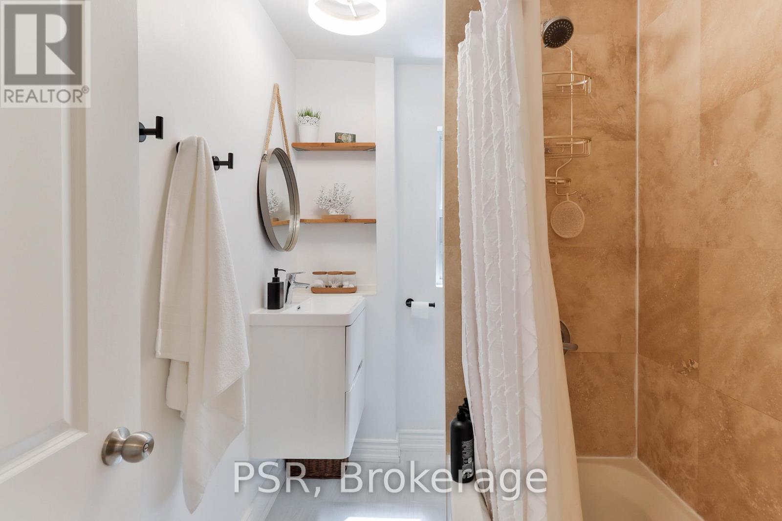 175 Maria Street, Toronto, Ontario  M6P 1W5 - Photo 22 - W13473420