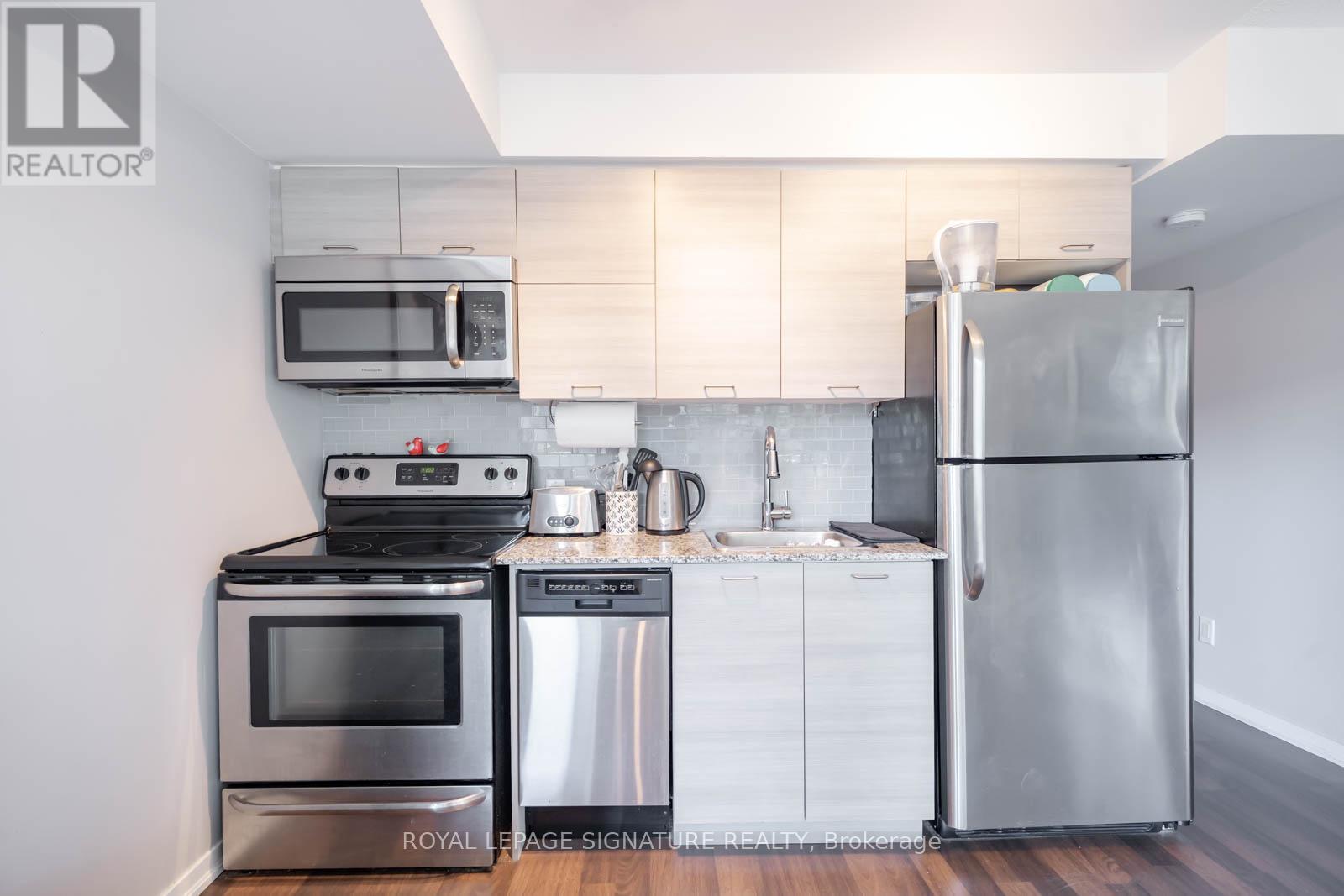 1208 - 20 Joe Shuster Way, Toronto, Ontario M6K 0A3 - Photo 4 - W13473928