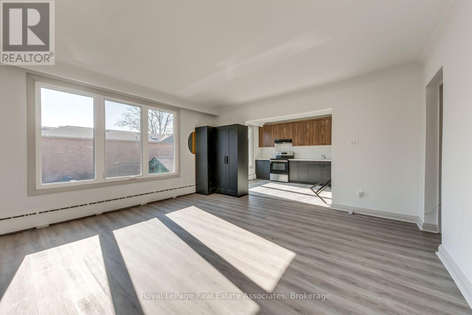 2 - 362 ROYAL YORK ROAD, Toronto, Ontario