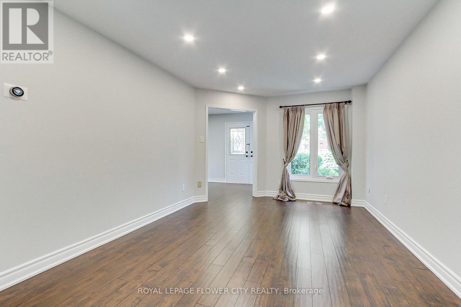 2620 Credit Valley Road, Mississauga, Ontario  L5M 4J7 - Photo 4 - W13474074