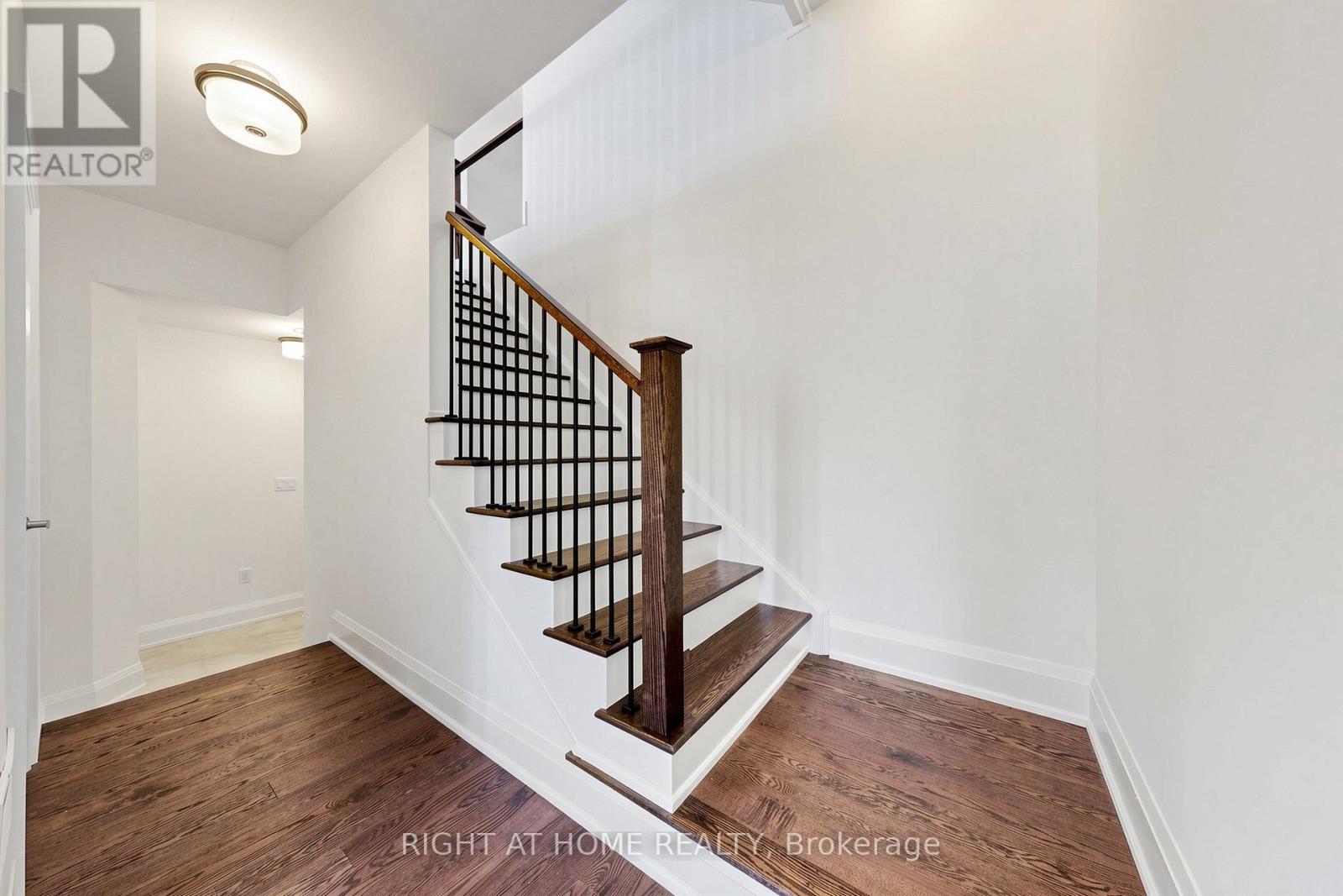 3417 Preserve Drive, Oakville, Ontario  L6M 4K1 - Photo 6 - W13474010