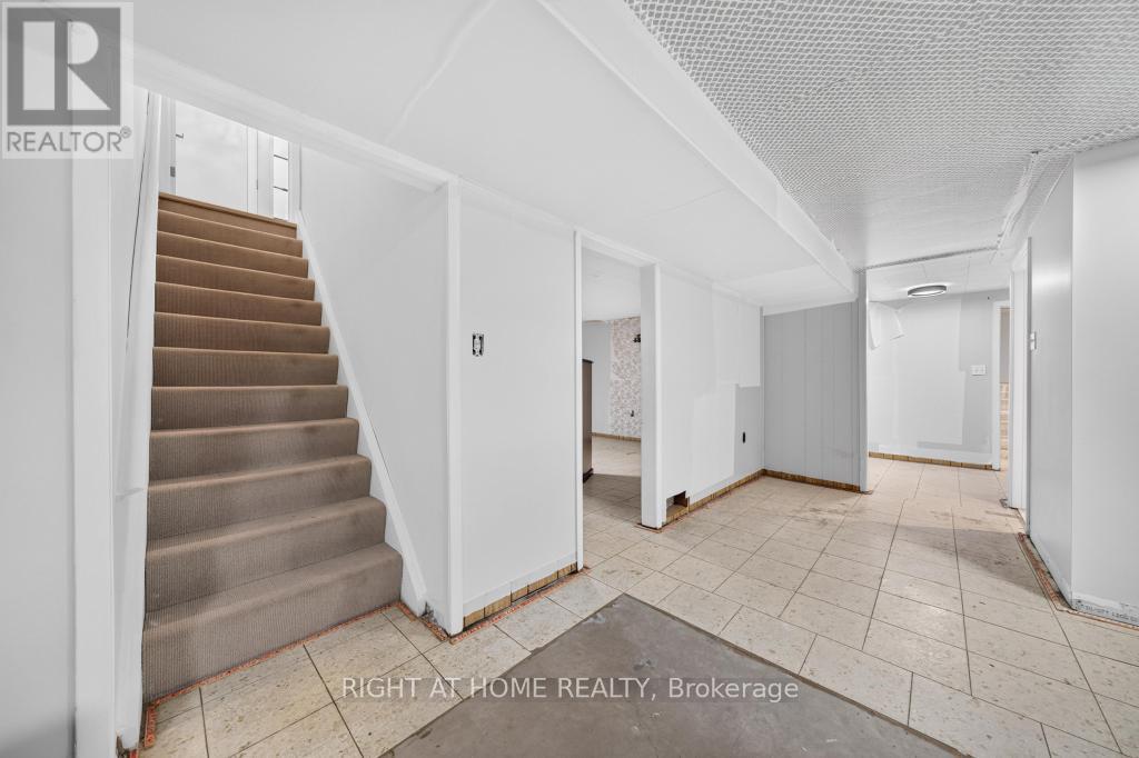 662 Montego Crescent, Burlington, Ontario  L7N 2Z1 - Photo 26 - W13474064