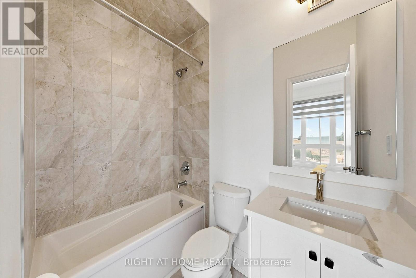 3417 Preserve Drive, Oakville, Ontario  L6M 4K1 - Photo 5 - W13474010