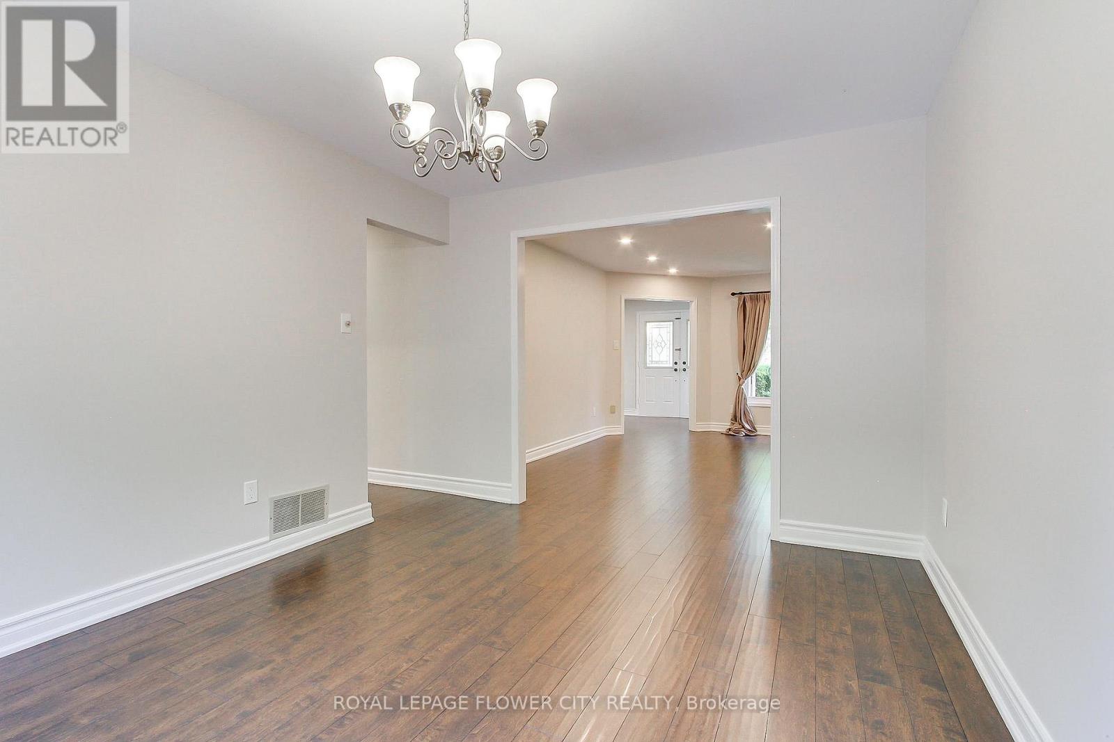 2620 Credit Valley Road, Mississauga, Ontario  L5M 4J7 - Photo 7 - W13474074