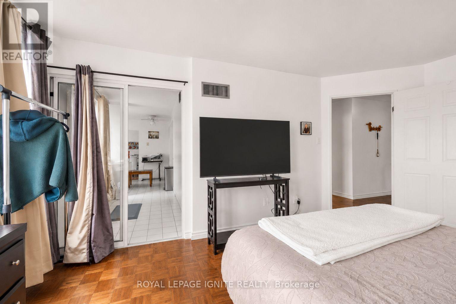 1708 - 350 Webb Drive, Mississauga, Ontario  L5B 3W4 - Photo 20 - W13474006