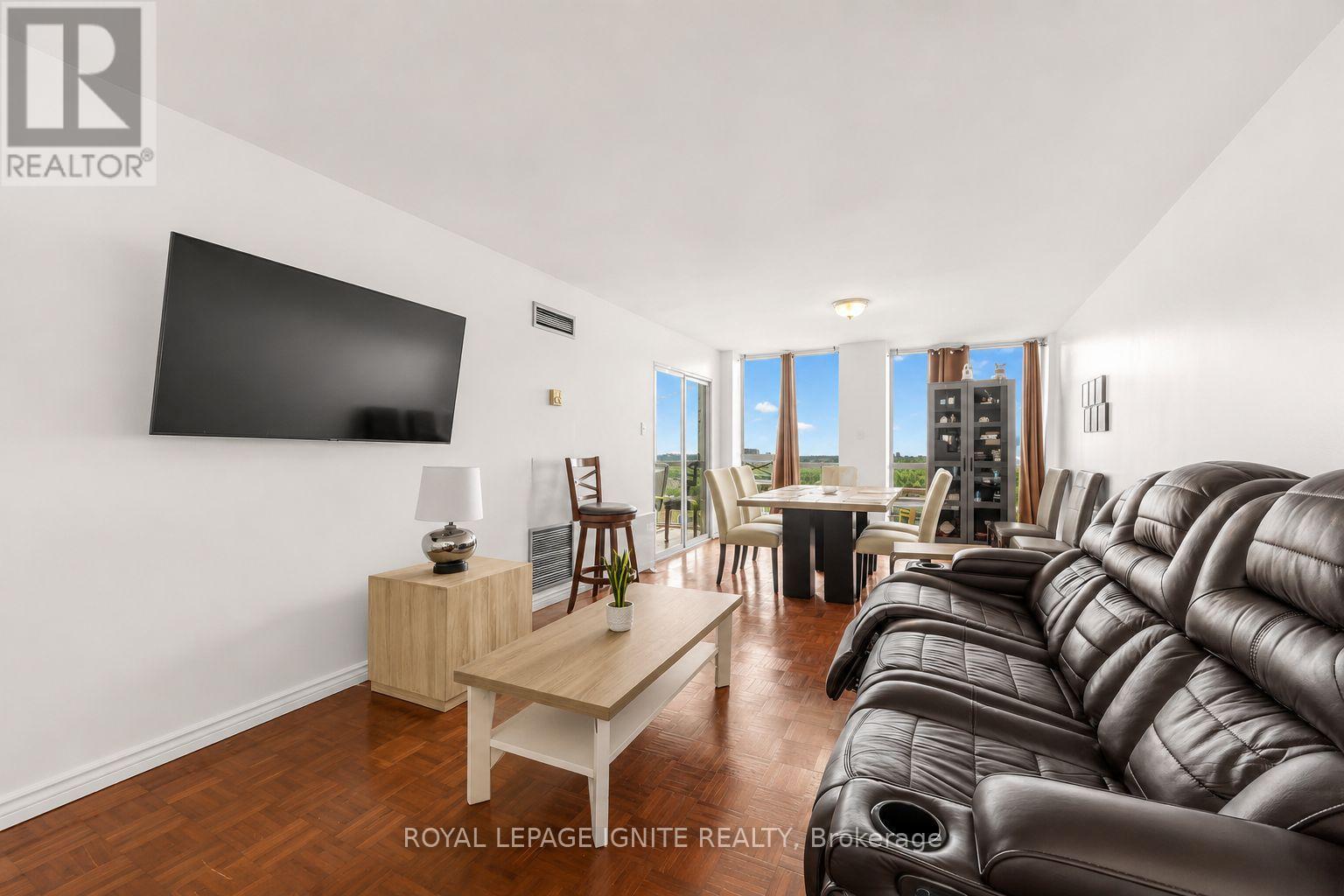 1708 - 350 Webb Drive, Mississauga, Ontario  L5B 3W4 - Photo 8 - W13474006