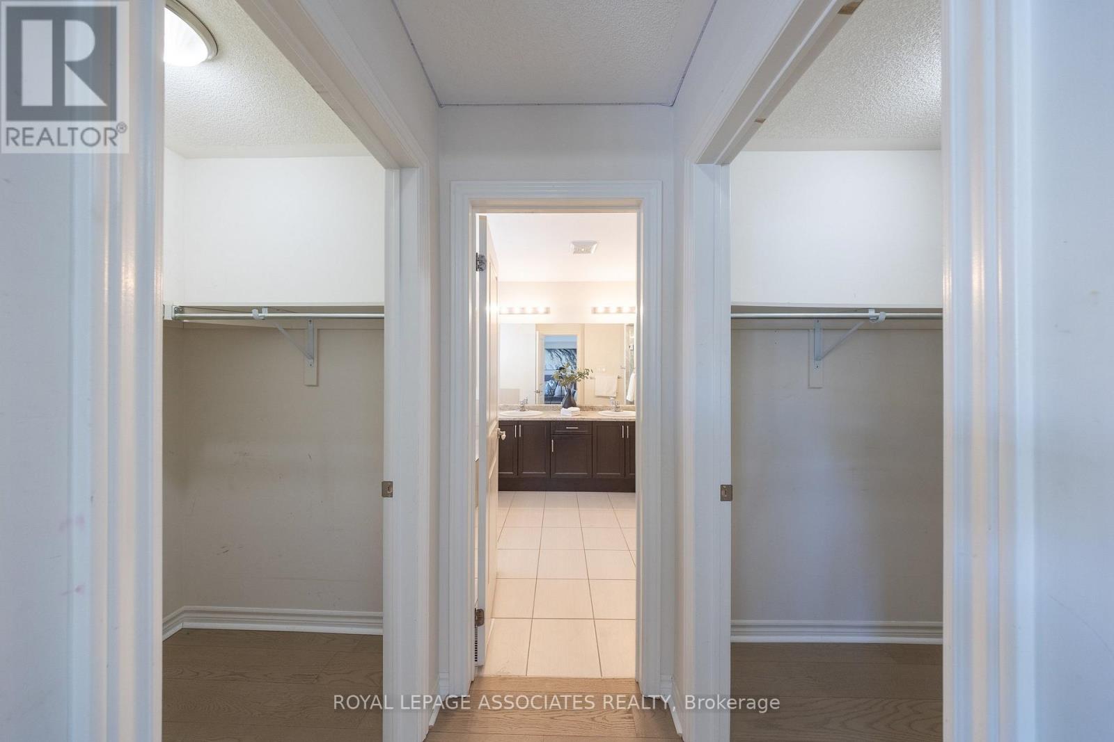 80 Thornbush Boulevard, Brampton, Ontario L7A 4K1 - Photo 33 - W13474346