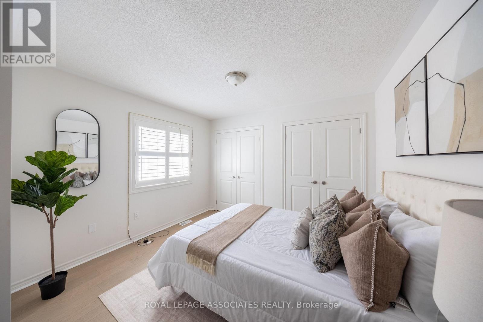 80 Thornbush Boulevard, Brampton, Ontario L7A 4K1 - Photo 37 - W13474346
