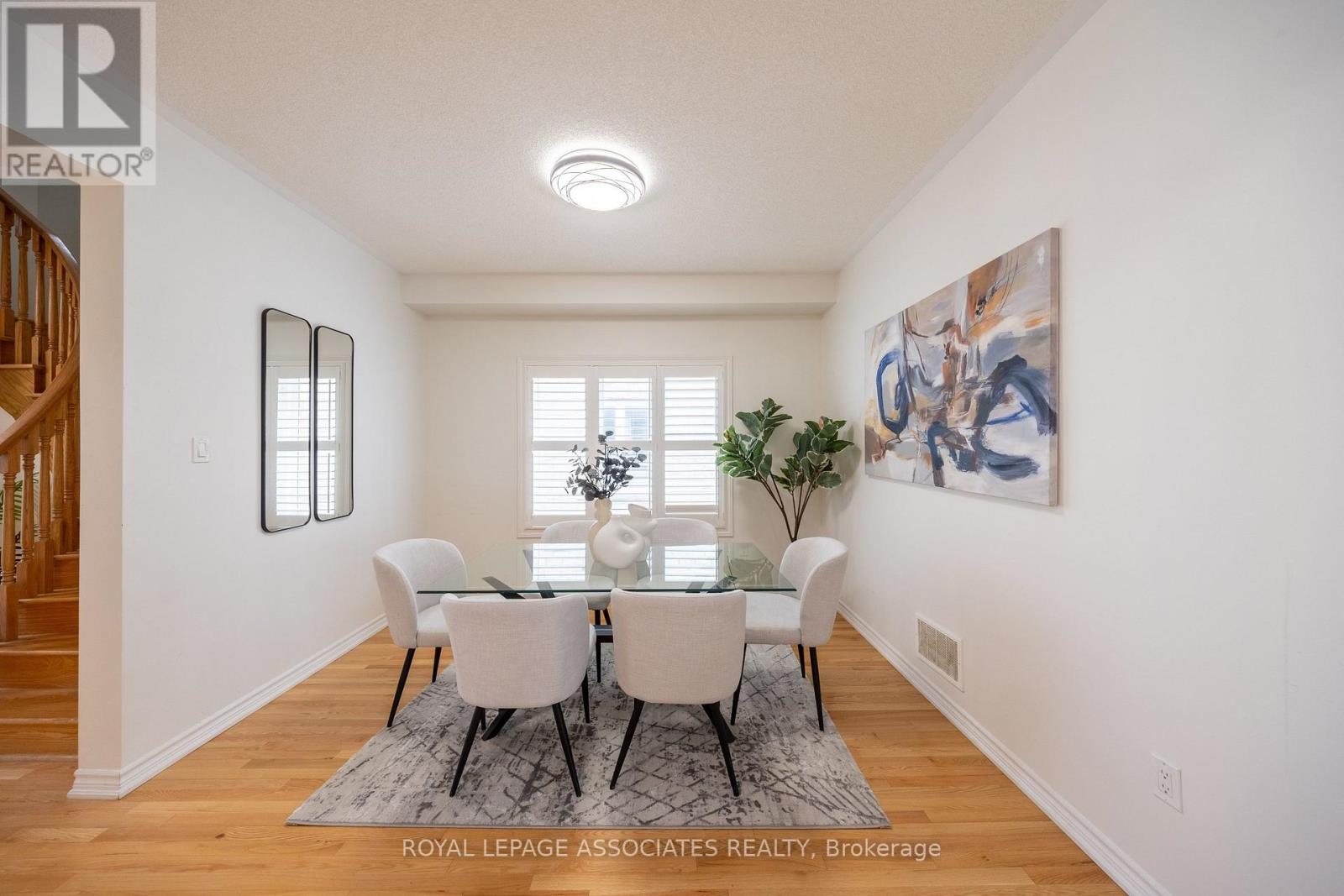 80 Thornbush Boulevard, Brampton, Ontario L7A 4K1 - Photo 8 - W13474346