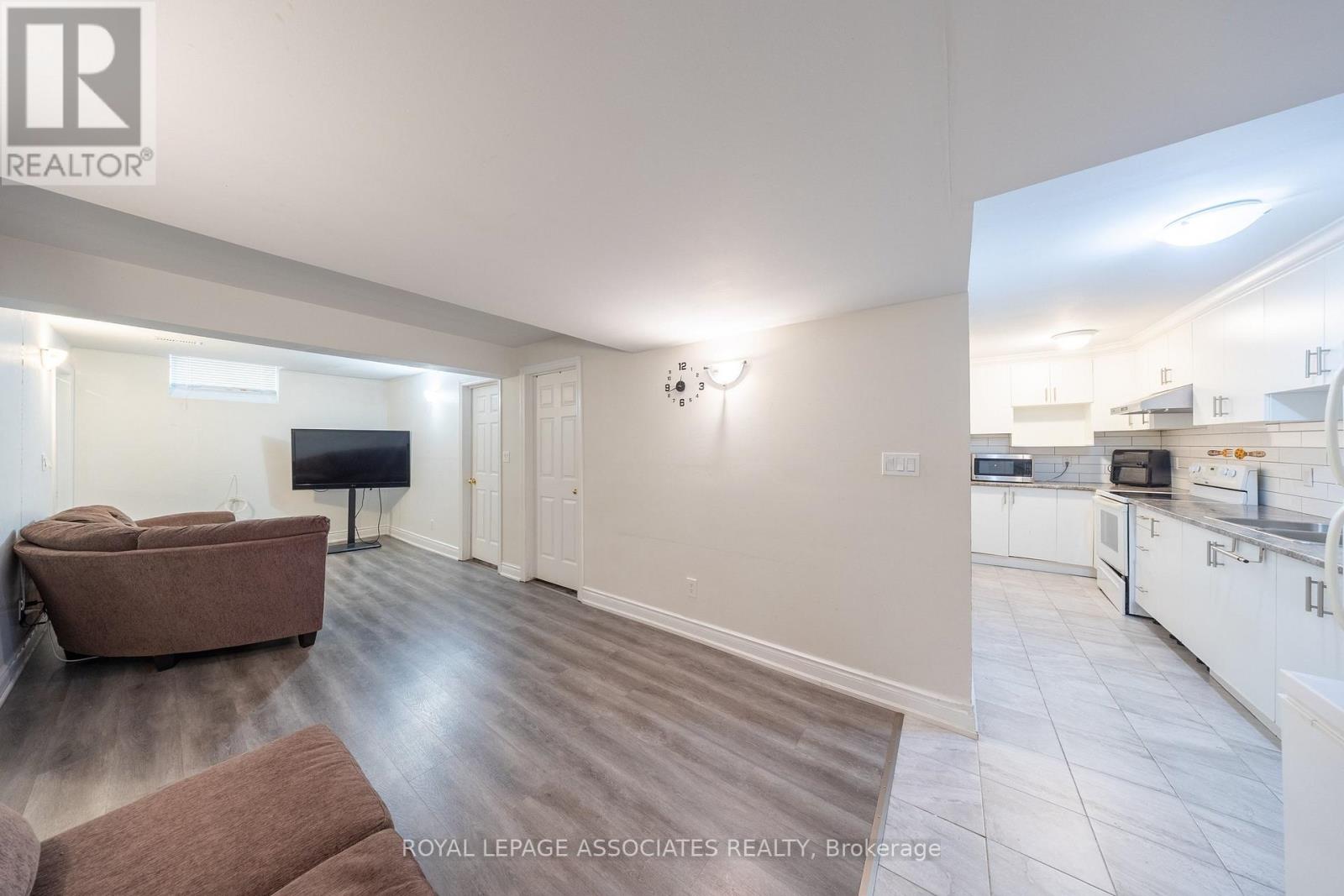 80 Thornbush Boulevard, Brampton, Ontario L7A 4K1 - Photo 42 - W13474346