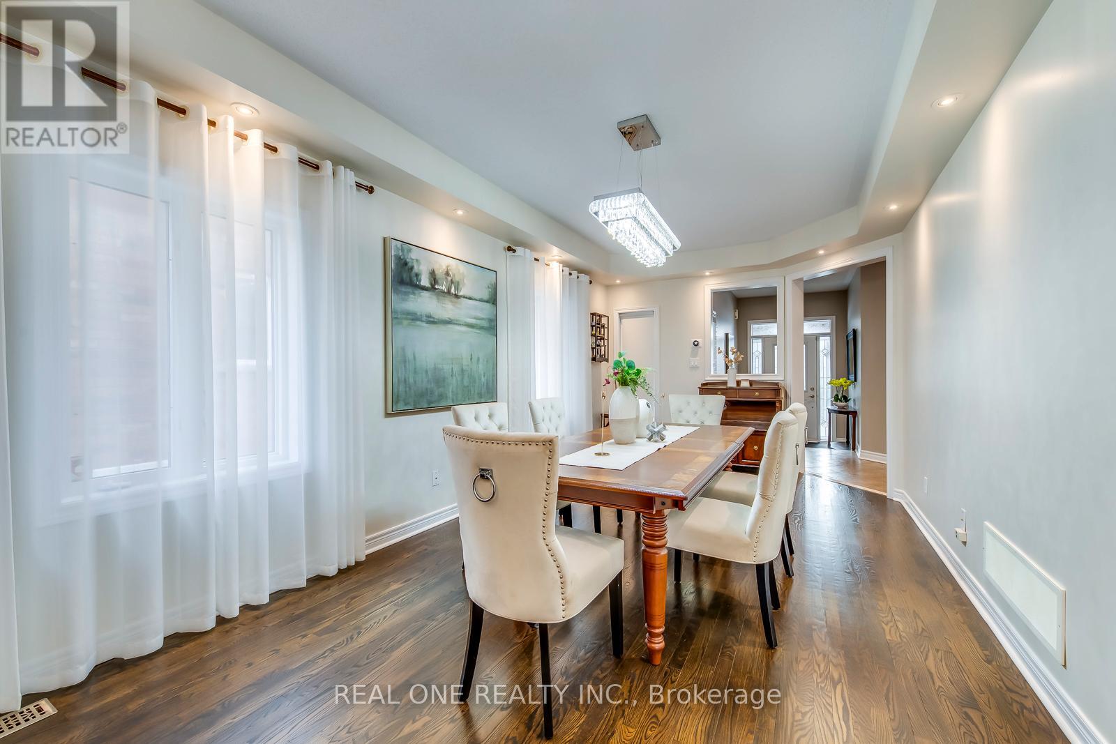 2511 Felhaber Crescent, Oakville, Ontario  L6H 7R8 - Photo 5 - W13474378