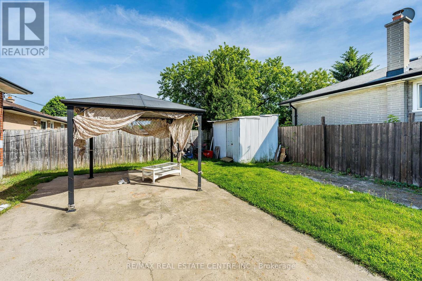(Main Floor) - 2 Milner Road, Brampton, Ontario  L6W 3A5 - Photo 36 - W13474390