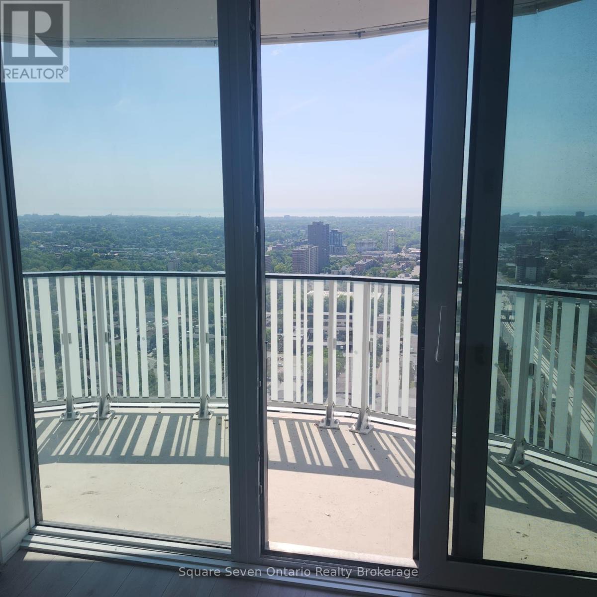 3002 - 1 Fairview Road, Mississauga, Ontario  L5A 4C6 - Photo 5 - W13474382