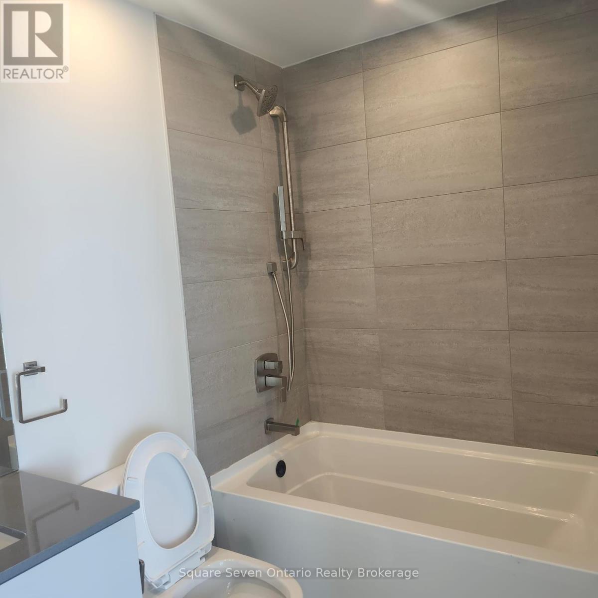 3002 - 1 Fairview Road, Mississauga, Ontario  L5A 4C6 - Photo 10 - W13474382