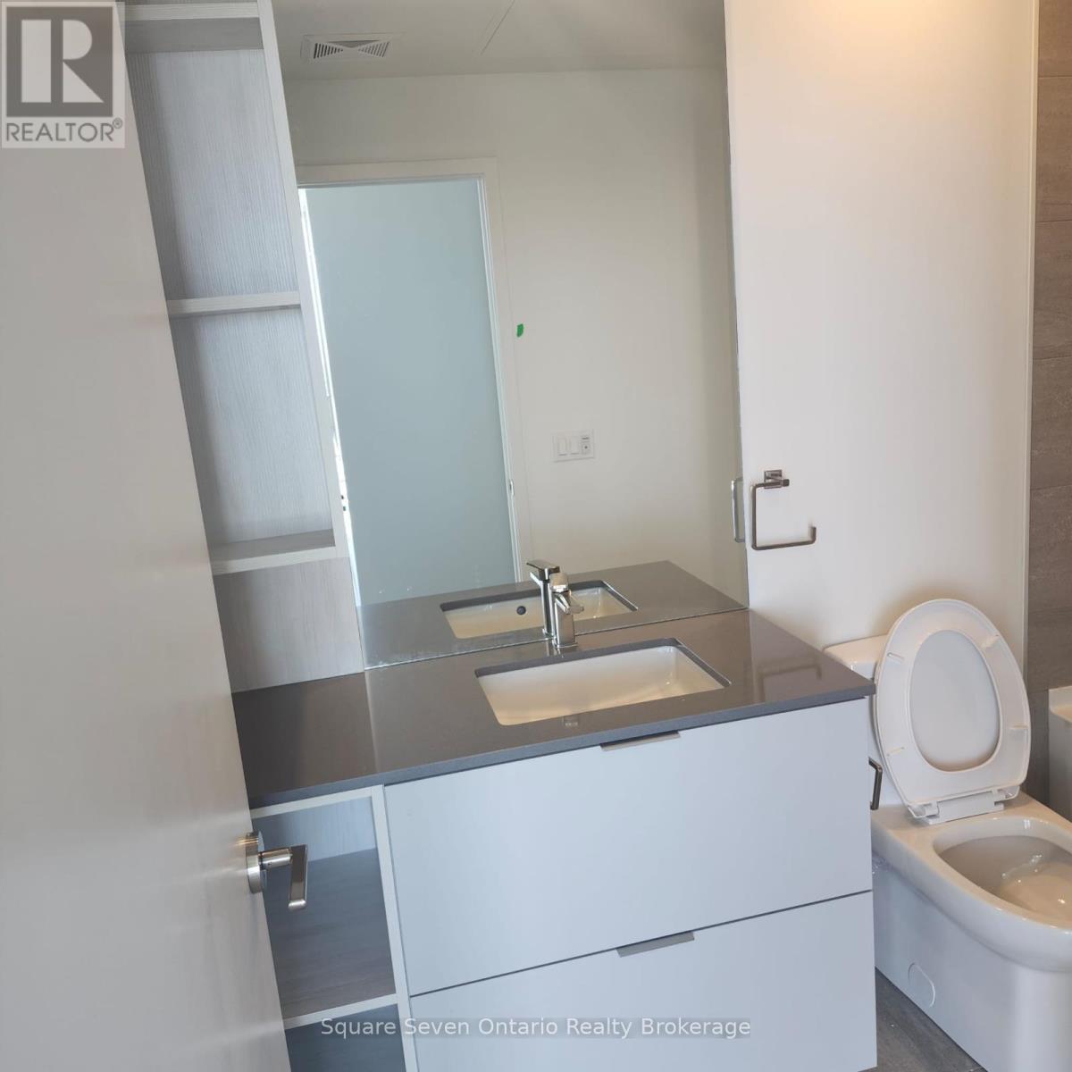 3002 - 1 Fairview Road, Mississauga, Ontario  L5A 4C6 - Photo 9 - W13474382