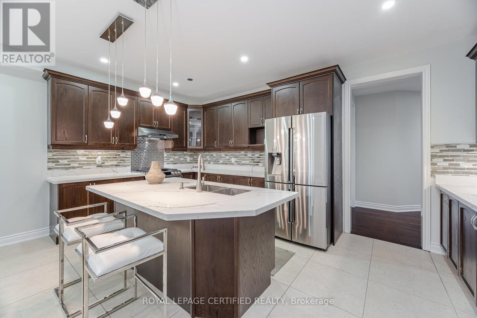 23 Gambia Road, Brampton, Ontario L7A 4M2 - Photo 9 - W13474396