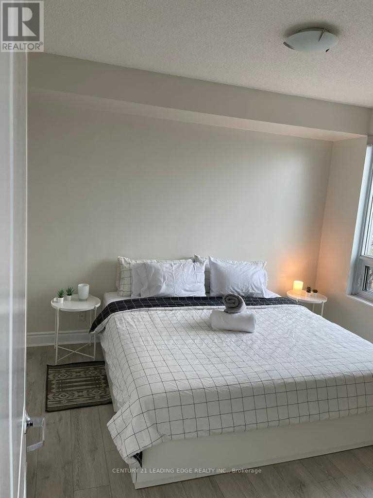 303 - 1900 Lakeshore Boulevard, Toronto, Ontario M6S 1A4 - Photo 12 - W13474246