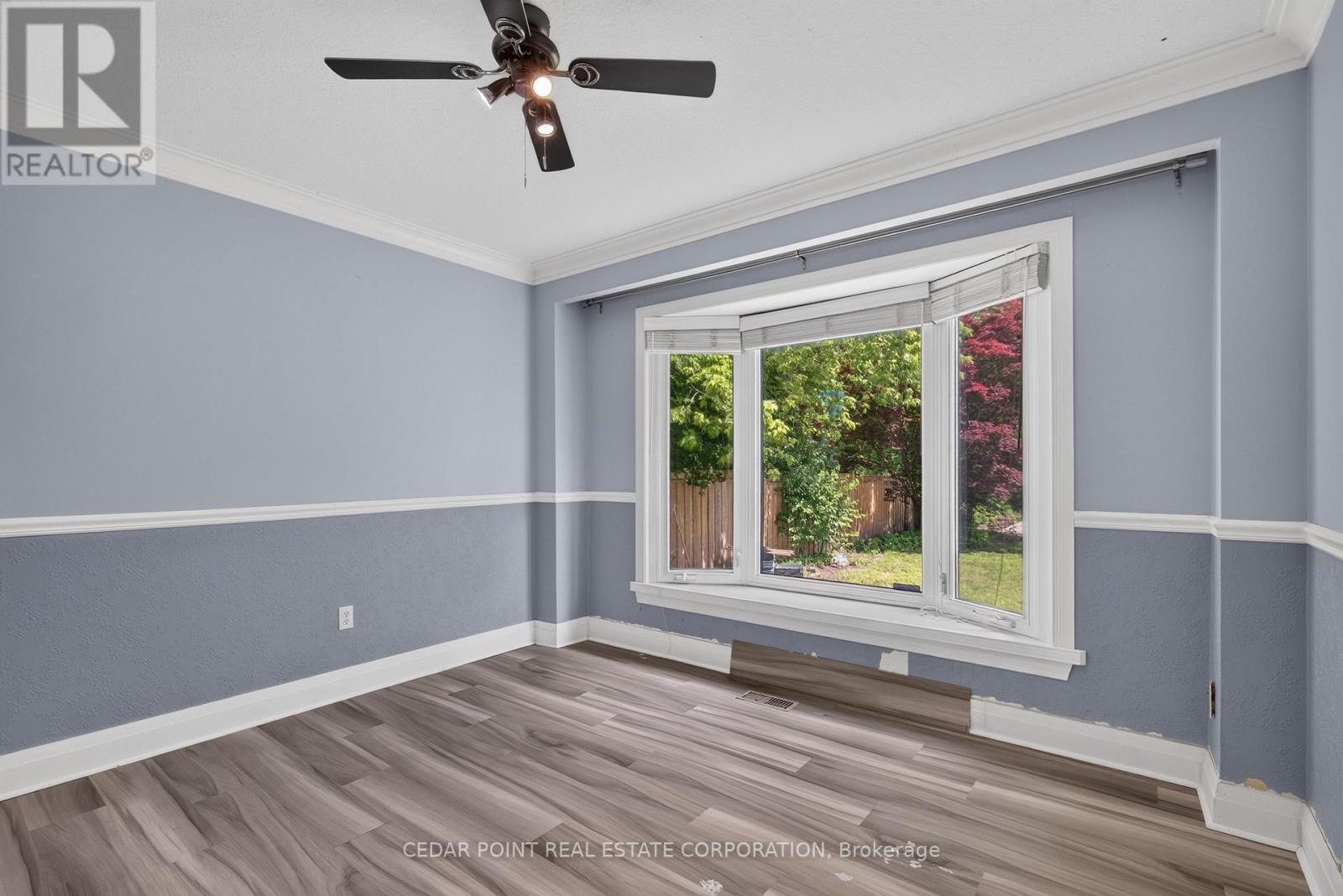 1096 Fair Birch Drive, Mississauga, Ontario L5H 1M3 - Photo 10 - W13474250