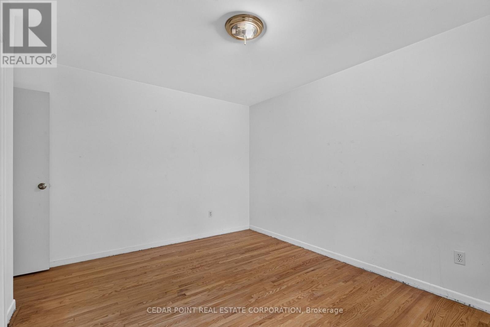 1096 Fair Birch Drive, Mississauga, Ontario L5H 1M3 - Photo 29 - W13474250