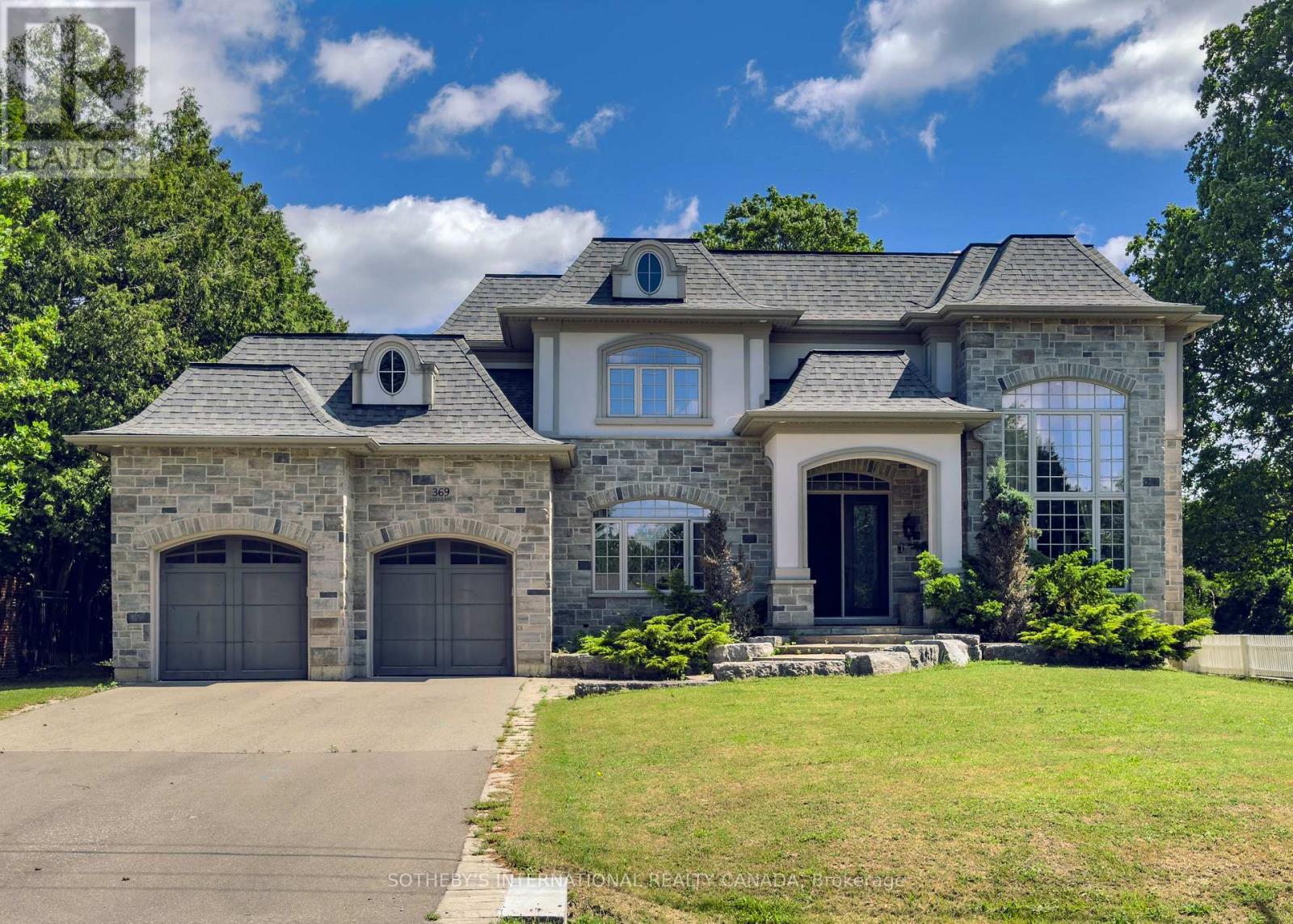 369 LEES LANE, Oakville, Ontario