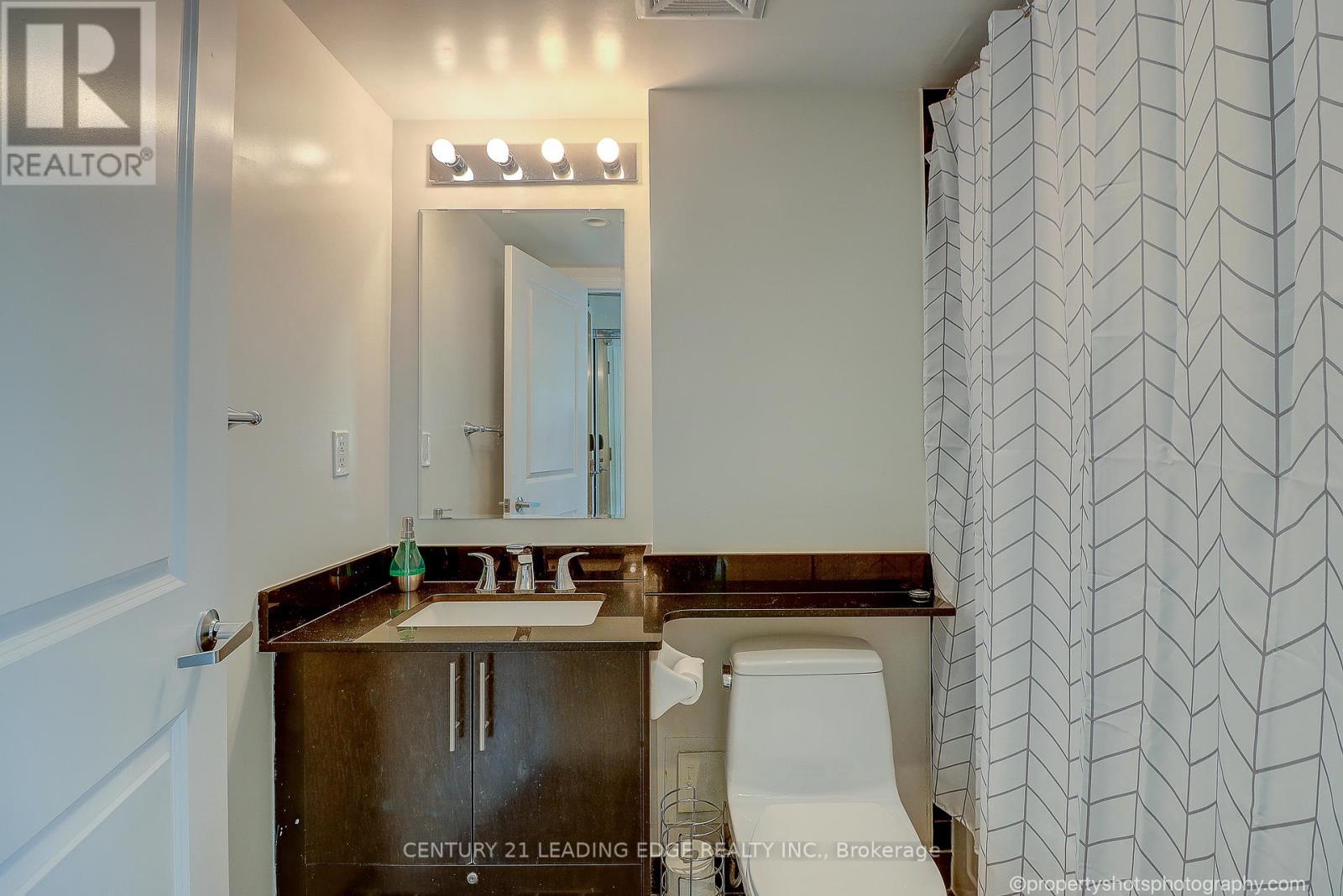 303 - 1900 Lakeshore Boulevard, Toronto, Ontario M6S 1A4 - Photo 8 - W13474246
