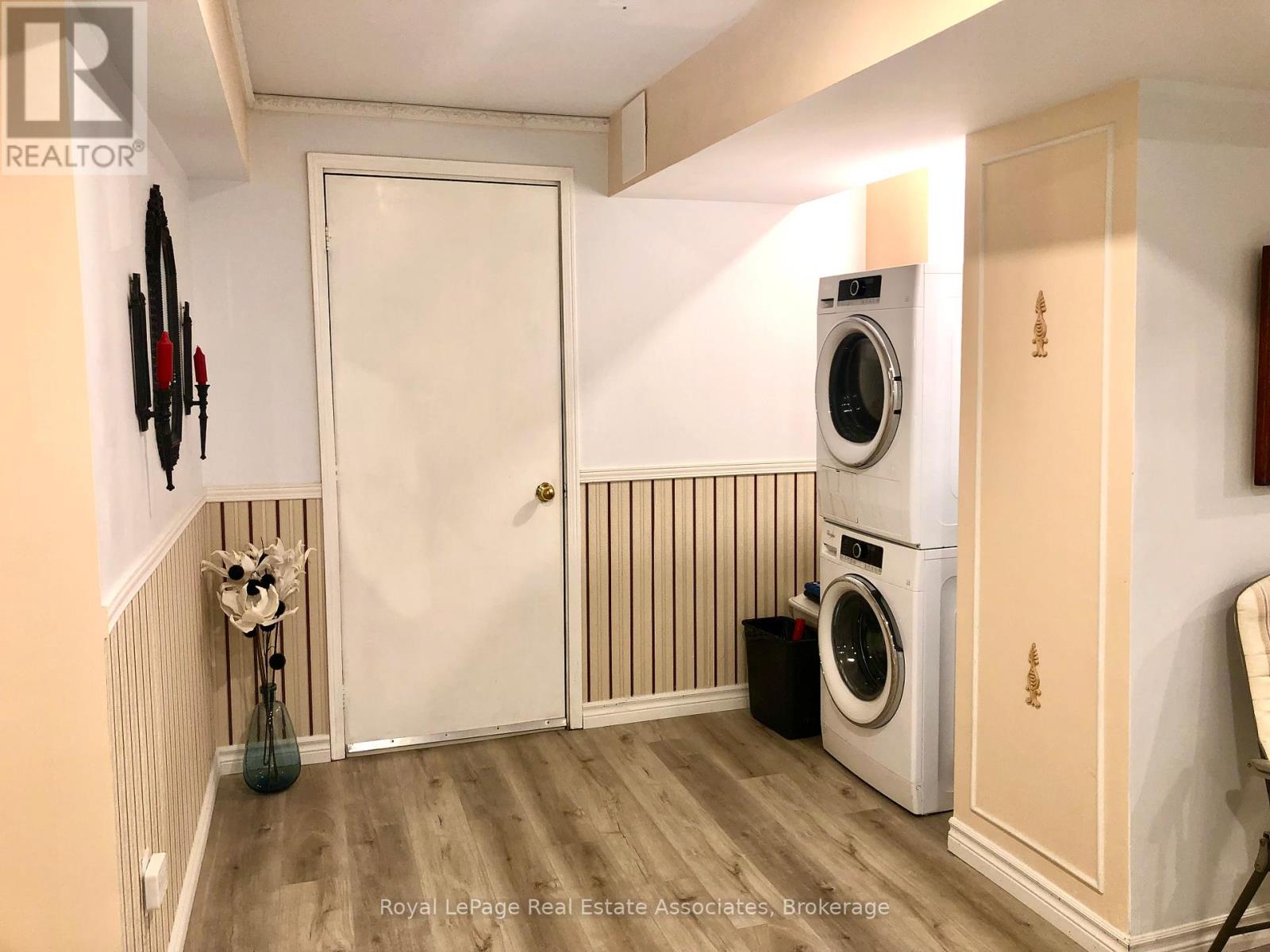 Basement Apartment - 889 Bancroft Drive W, Mississauga, Ontario L5V 1X7 - Photo 18 - W13474226