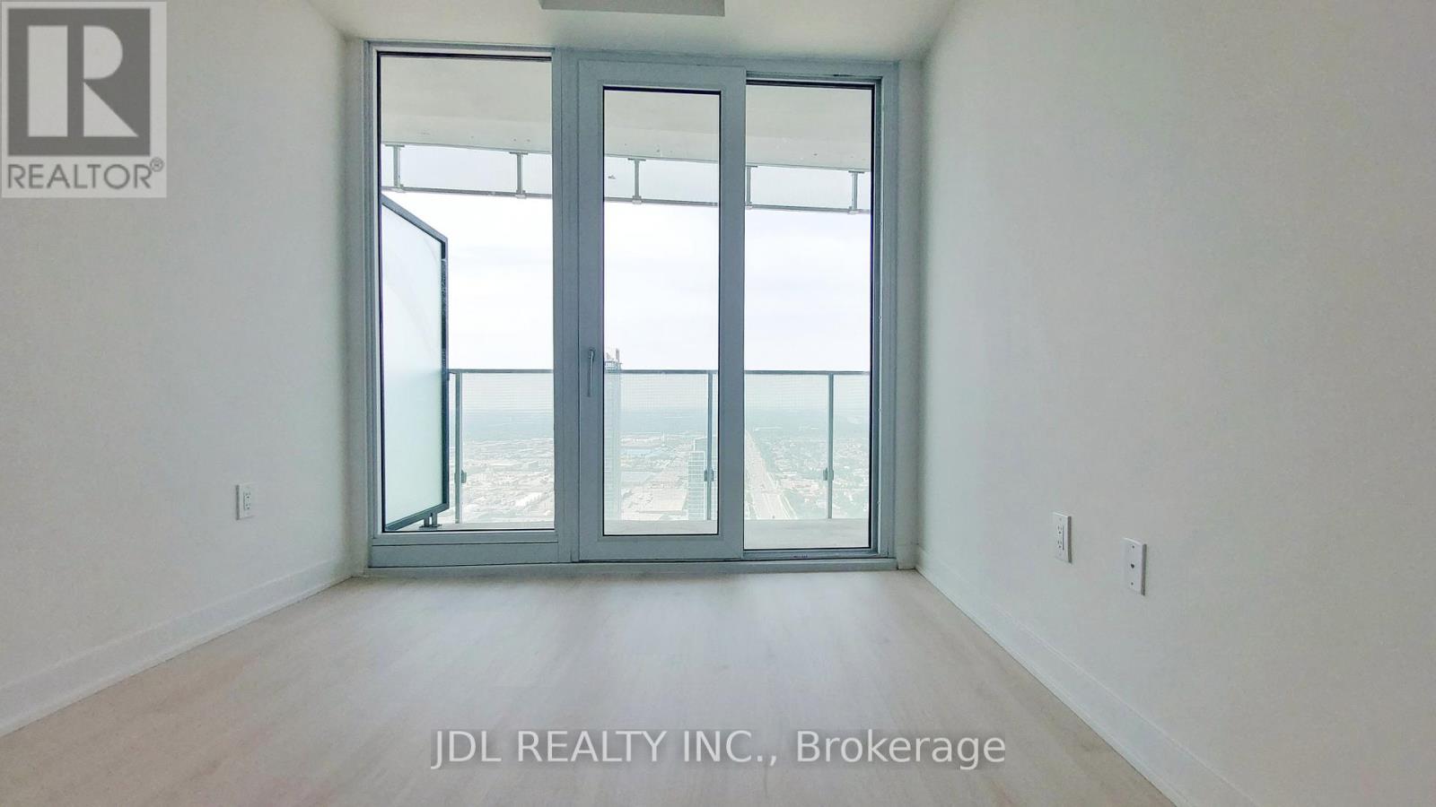 3808 - 3900 Confederation Parkway, Mississauga, Ontario  L5B 0K7 - Photo 2 - W13474614