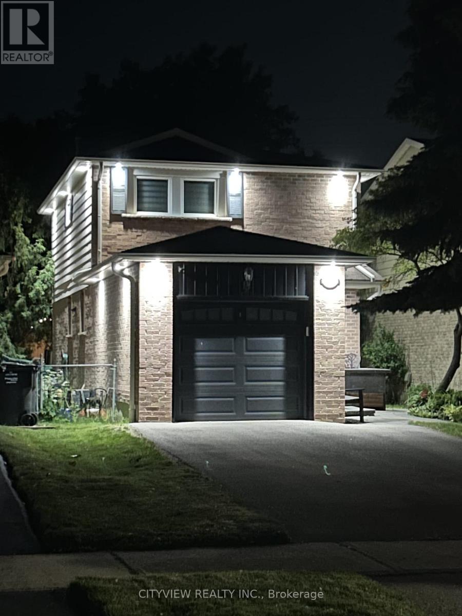 7025 Hickling Crescent, Mississauga, Ontario L5N 5A6 - Photo 19 - W13474338