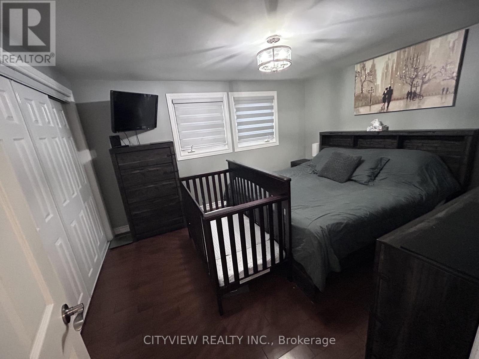 7025 Hickling Crescent, Mississauga, Ontario L5N 5A6 - Photo 9 - W13474338