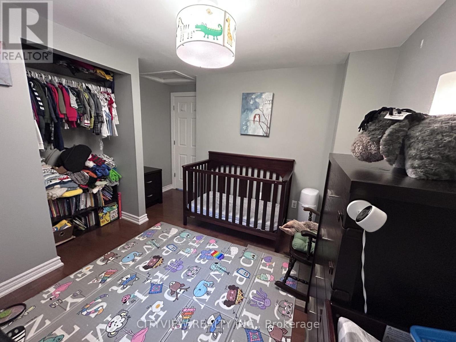 7025 Hickling Crescent, Mississauga, Ontario L5N 5A6 - Photo 13 - W13474338