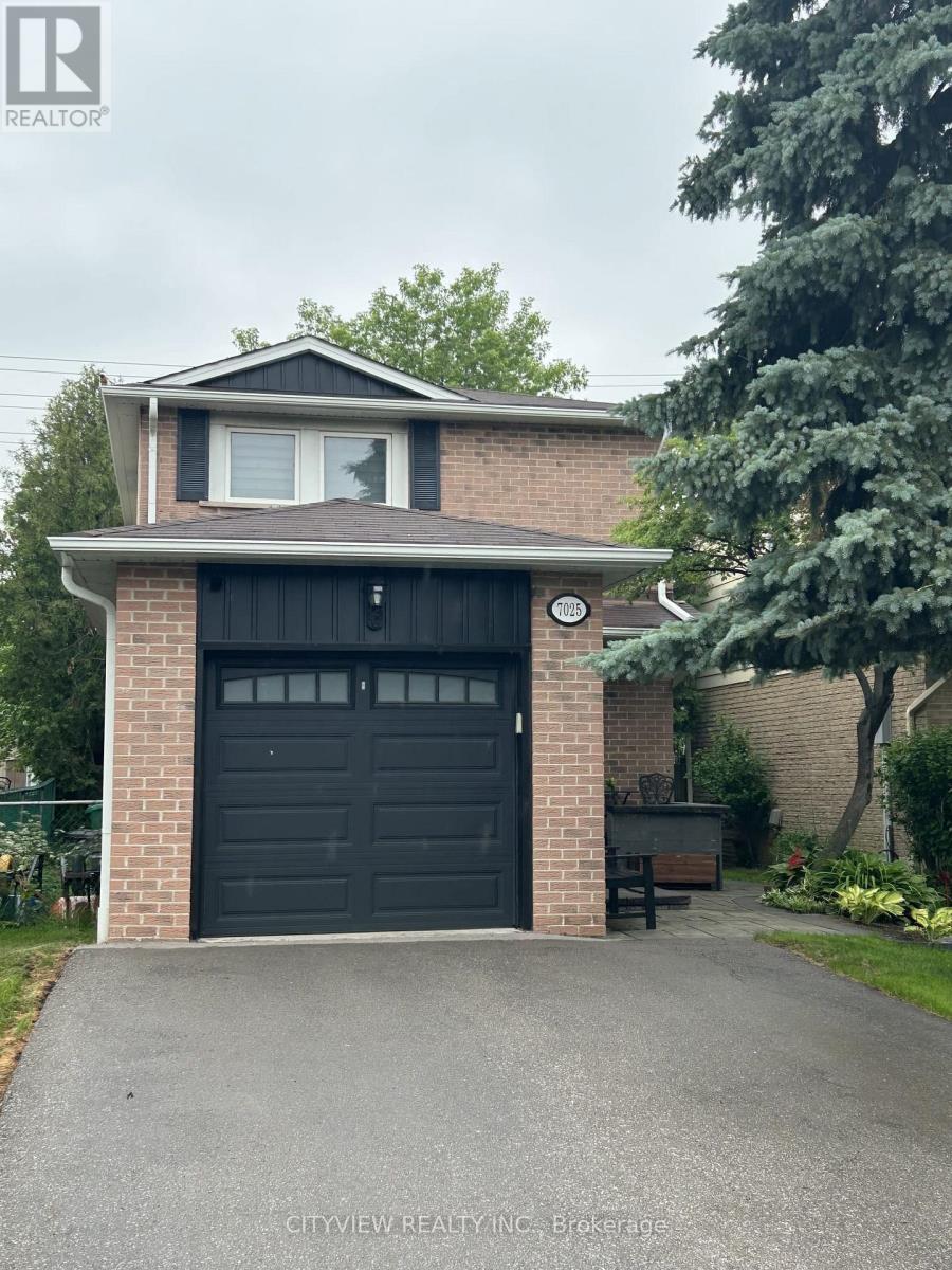 7025 HICKLING CRESCENT, Mississauga, Ontario