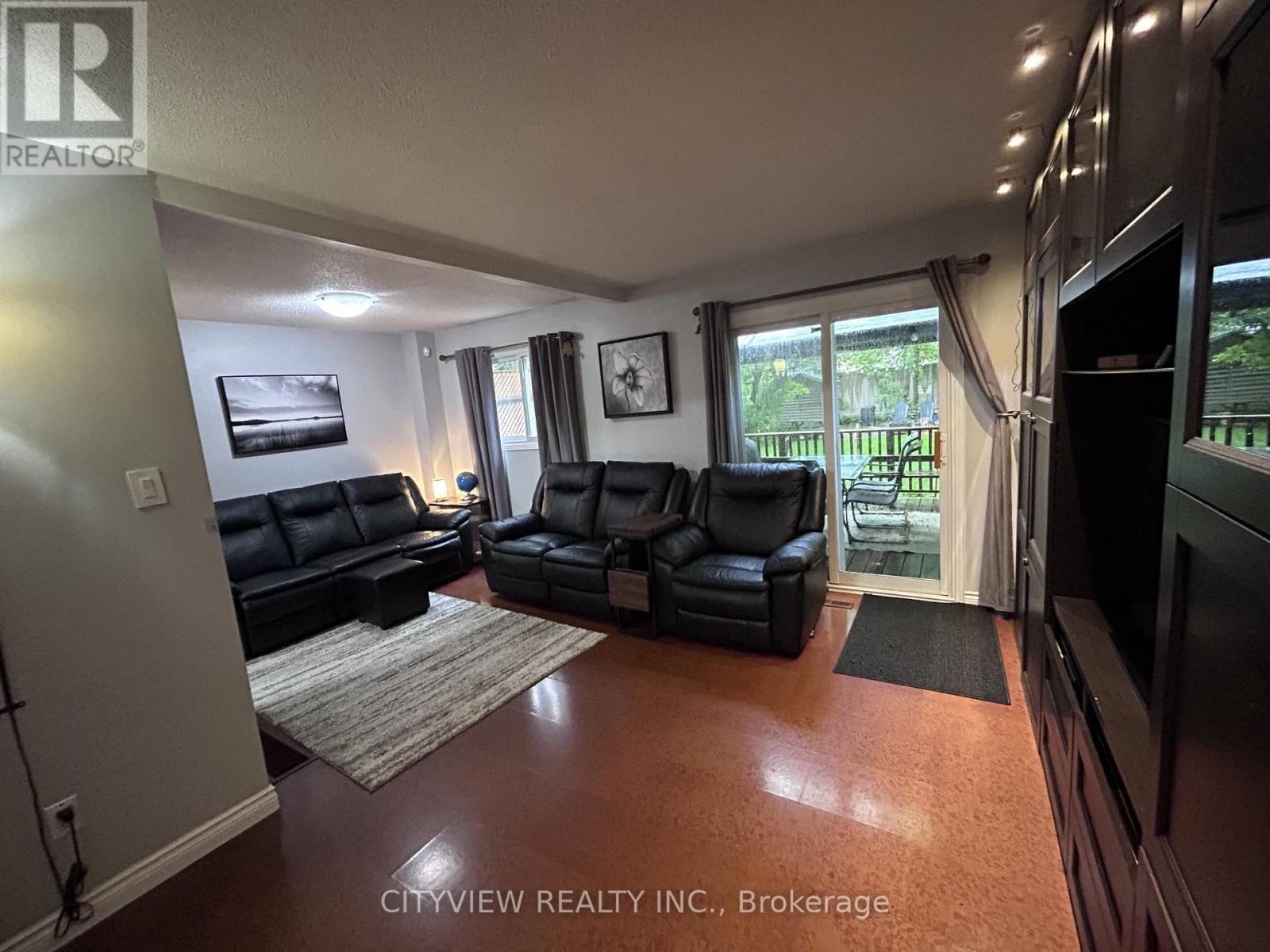 7025 Hickling Crescent, Mississauga, Ontario L5N 5A6 - Photo 8 - W13474338