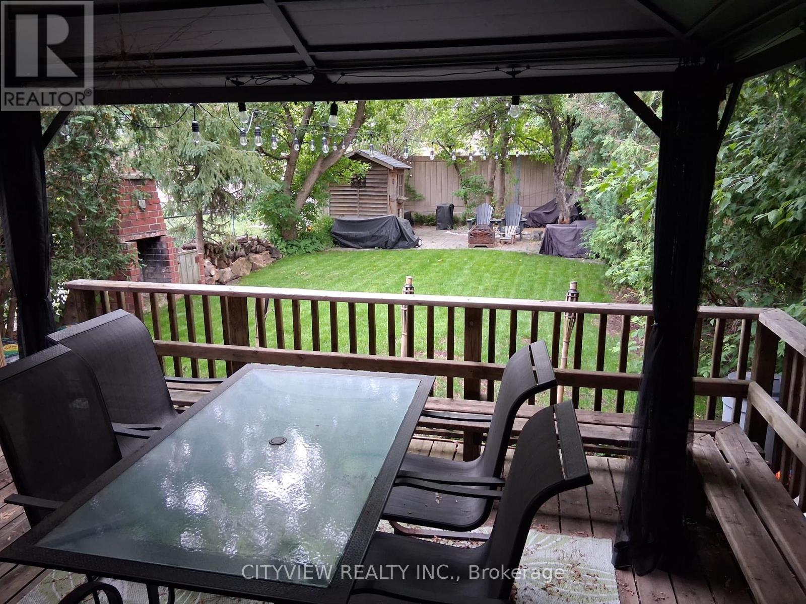 7025 Hickling Crescent, Mississauga, Ontario L5N 5A6 - Photo 16 - W13474338
