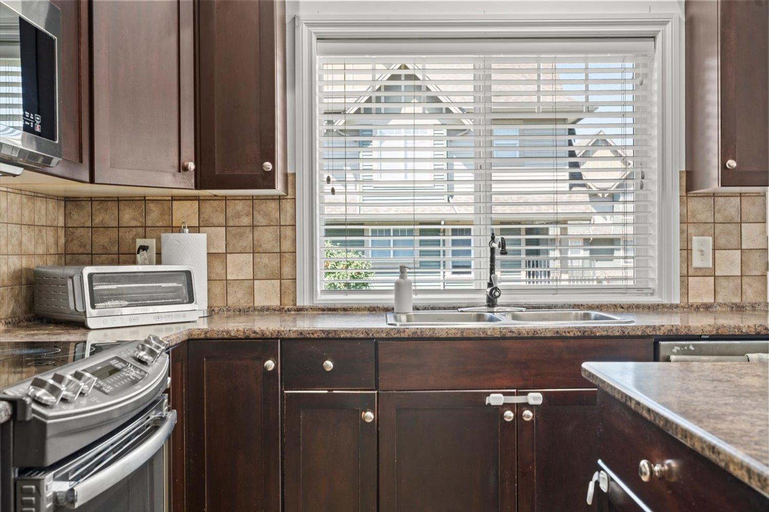 61 6498 Southdowne Place, Sardis South, Chilliwack, British Columbia  V2R 0K3 - Photo 7 - R3138548