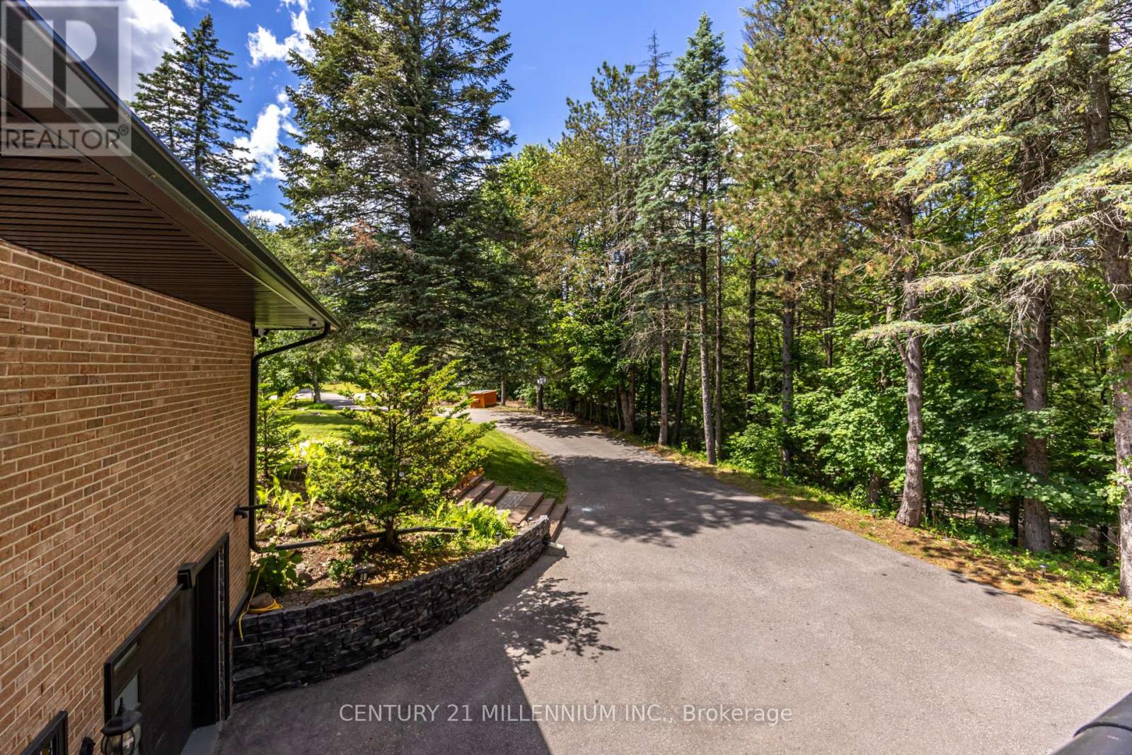 44 Gibson Lake Drive, Caledon, Ontario  L7E 4B2 - Photo 39 - W13474782