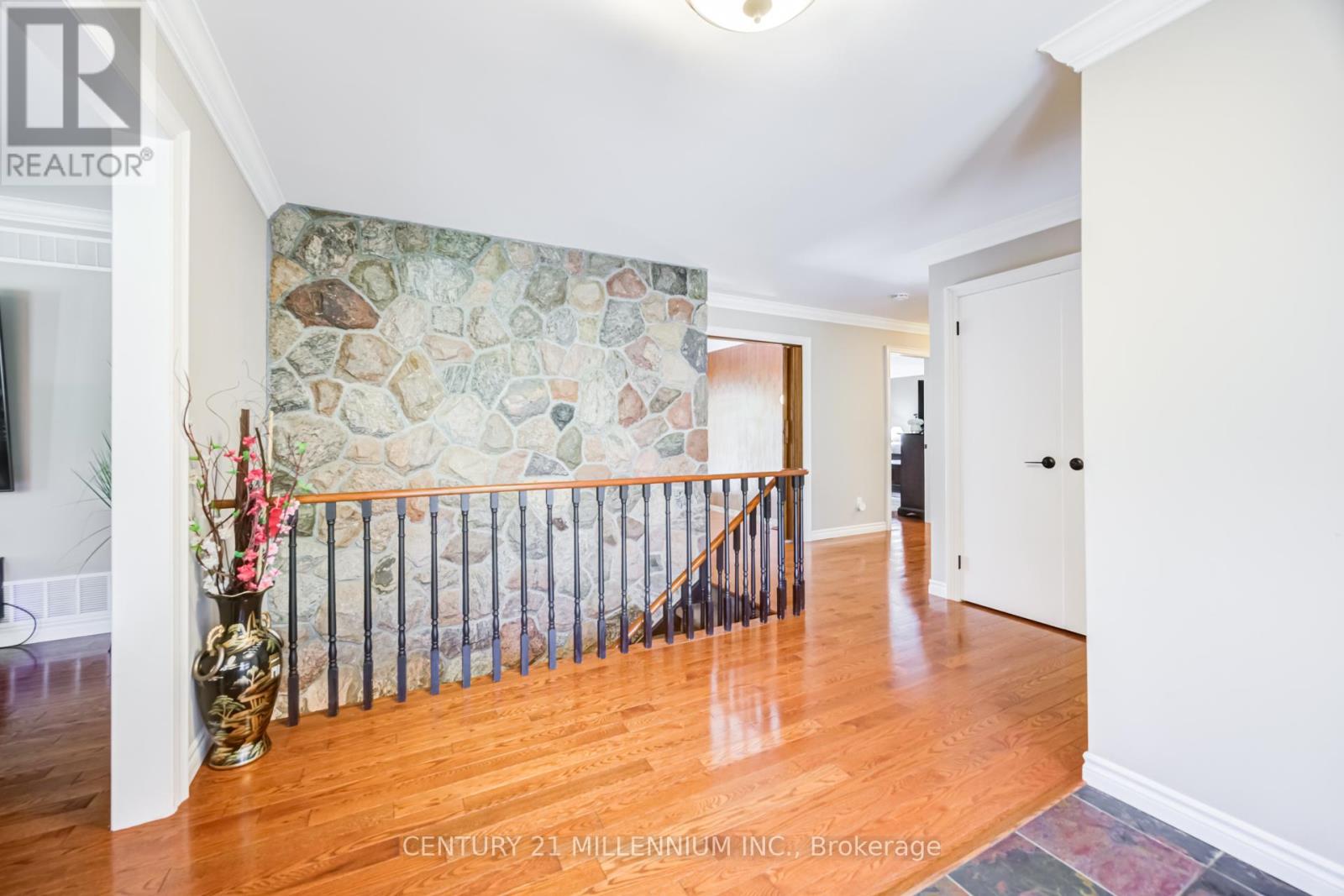 44 Gibson Lake Drive, Caledon, Ontario  L7E 4B2 - Photo 10 - W13474782