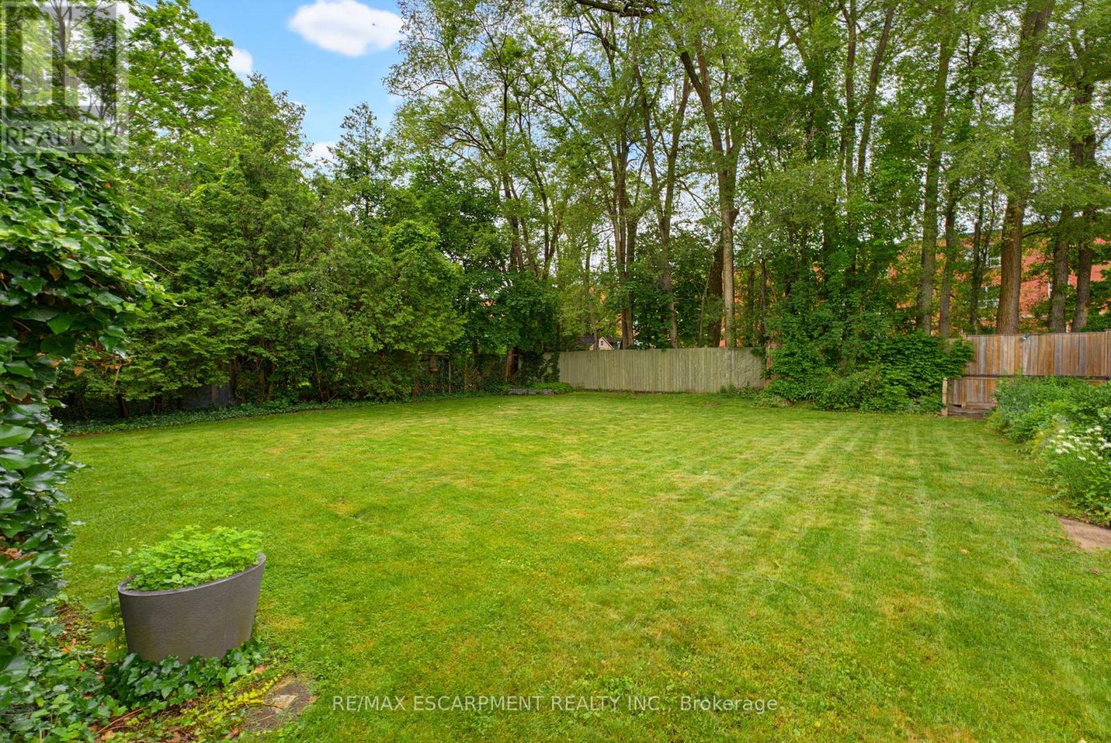 320 River Side Drive, Oakville, Ontario  L6K 3N4 - Photo 39 - W13474802