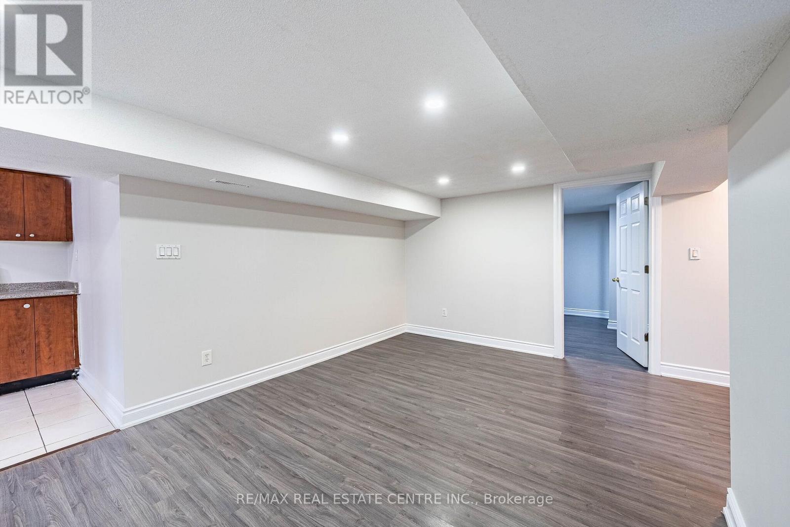 (Basement) - 2 Milner Road, Brampton, Ontario L6W 3A5 - Photo 11 - W13474820