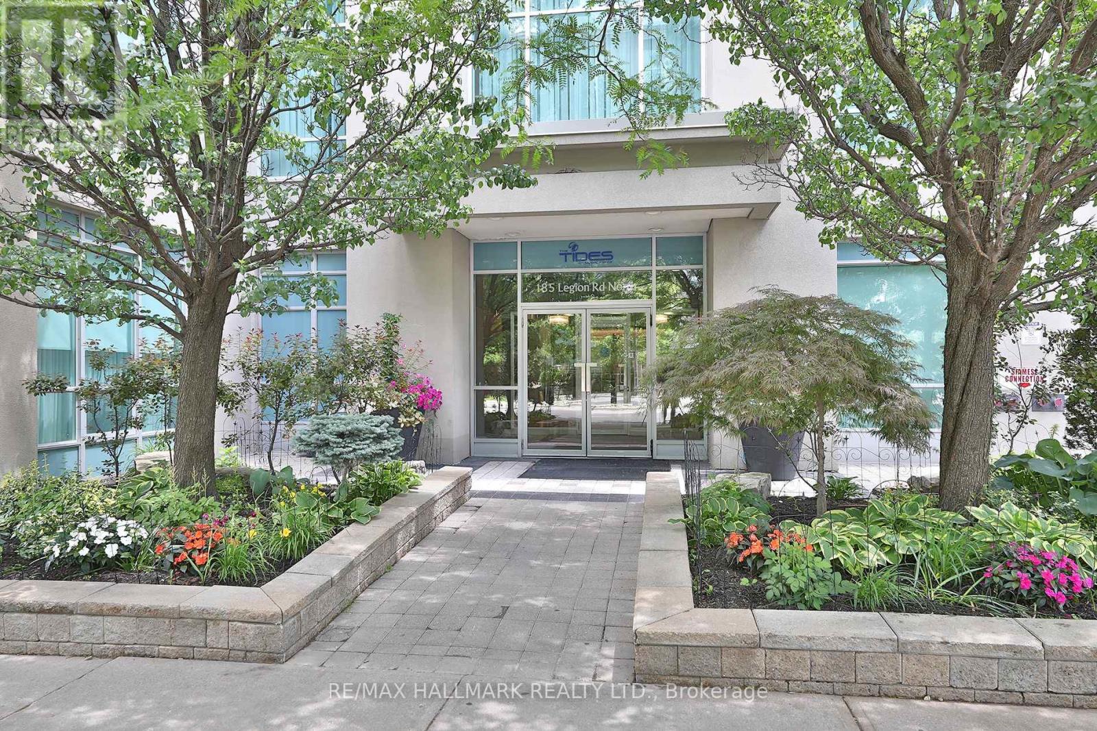 1810 - 185 Legion Road N, Toronto, Ontario  M8Y 0A1 - Photo 3 - W13474912