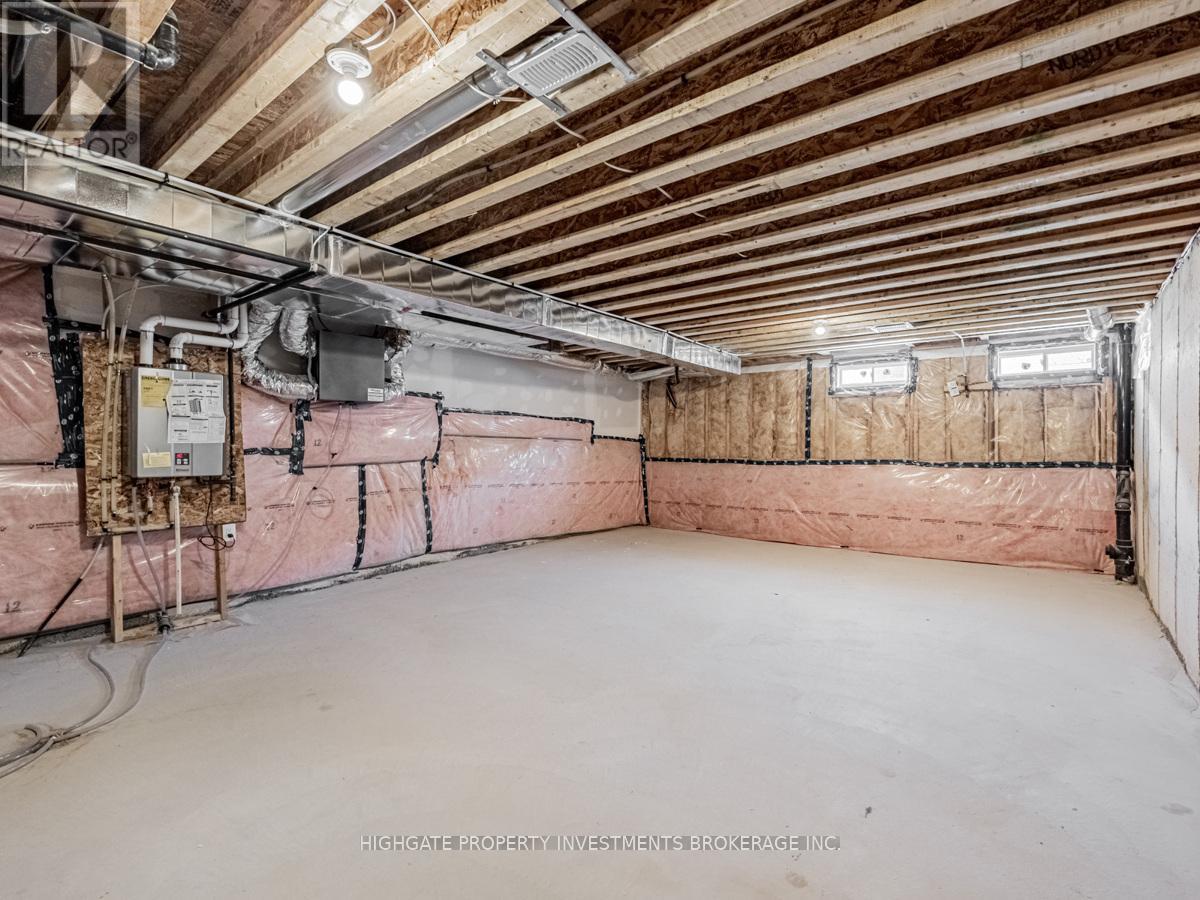 71 Donald Ficht Crescent, Brampton, Ontario  L7A 5H6 - Photo 32 - W13475062