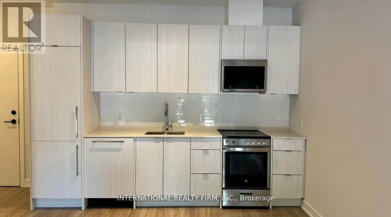 4130 Parkside Village Drive, Mississauga, Ontario  L5B 0L7 - Photo 1 - W13475054
