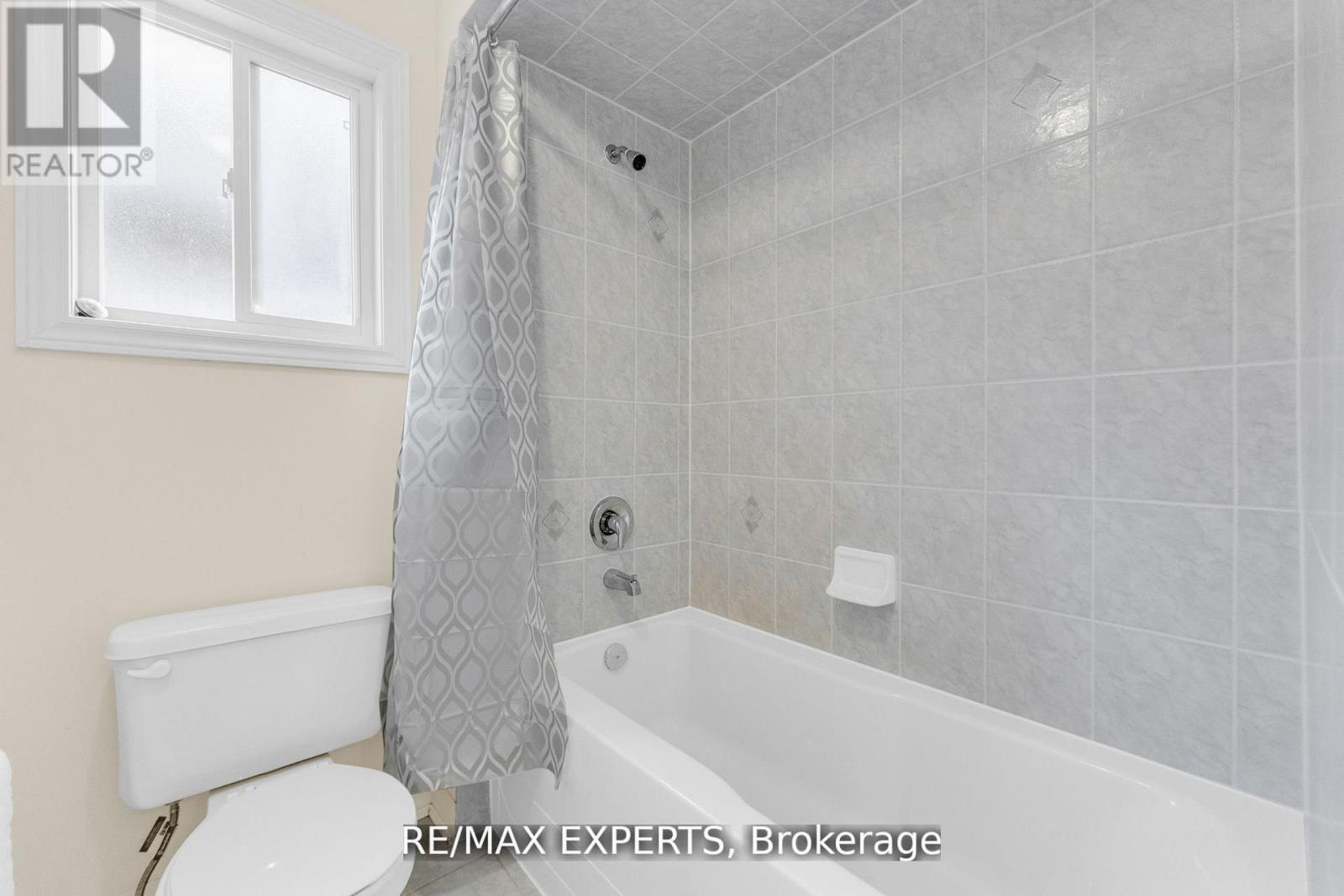 13 Villagewood Street, Brampton, Ontario  L6P 2C3 - Photo 39 - W13475150