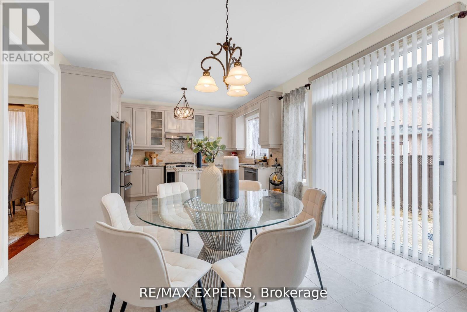 13 Villagewood Street, Brampton, Ontario  L6P 2C3 - Photo 20 - W13475150
