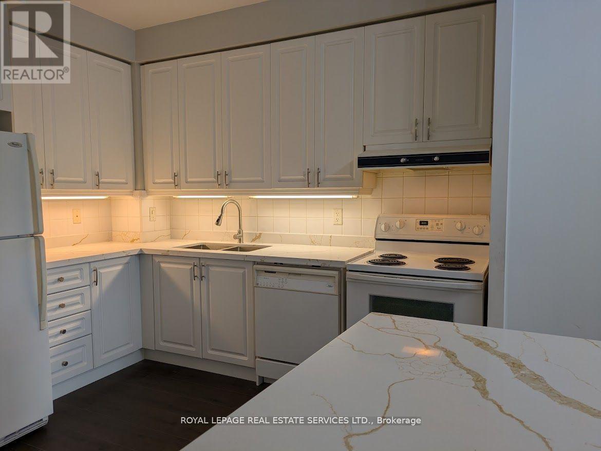 1128 - 3888 Duke Of York Boulevard, Mississauga, Ontario  L5B 4P5 - Photo 4 - W13475074