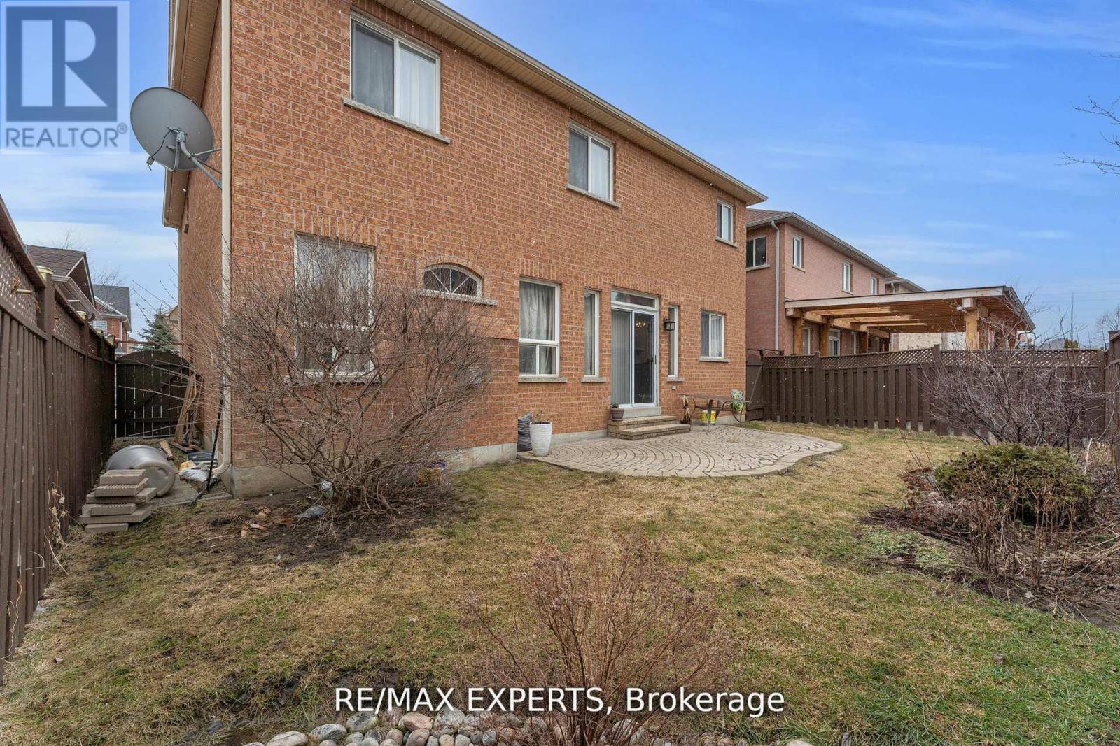 13 Villagewood Street, Brampton, Ontario  L6P 2C3 - Photo 47 - W13475150