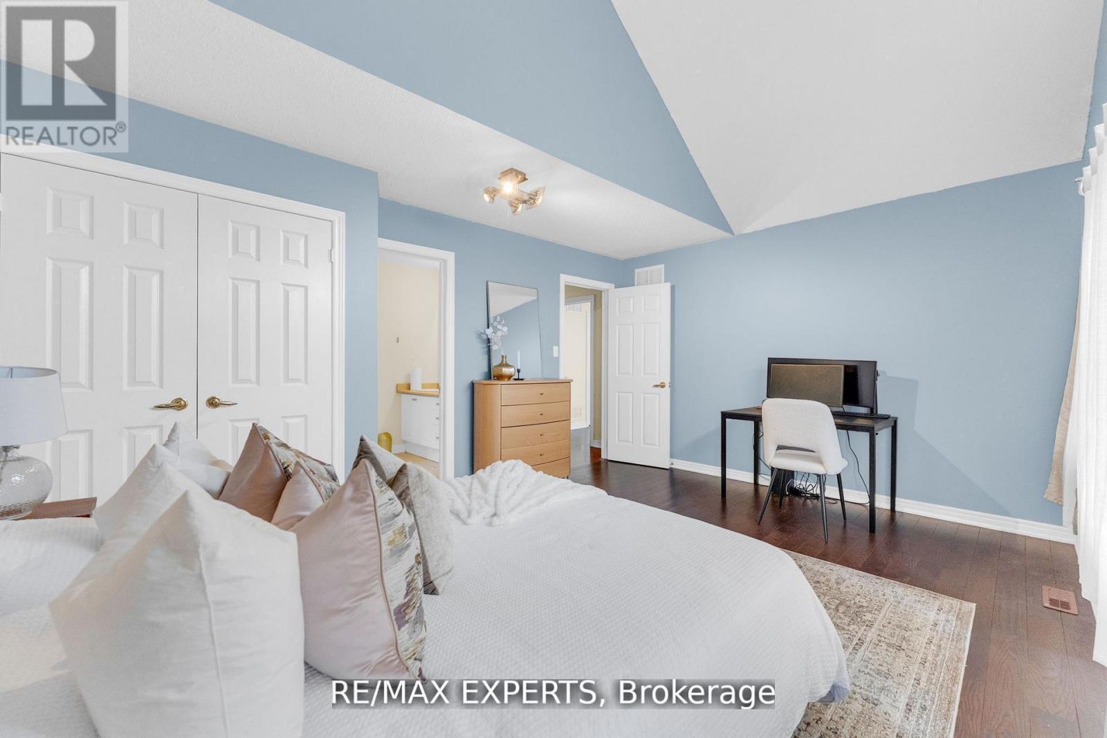 13 Villagewood Street, Brampton, Ontario  L6P 2C3 - Photo 37 - W13475150