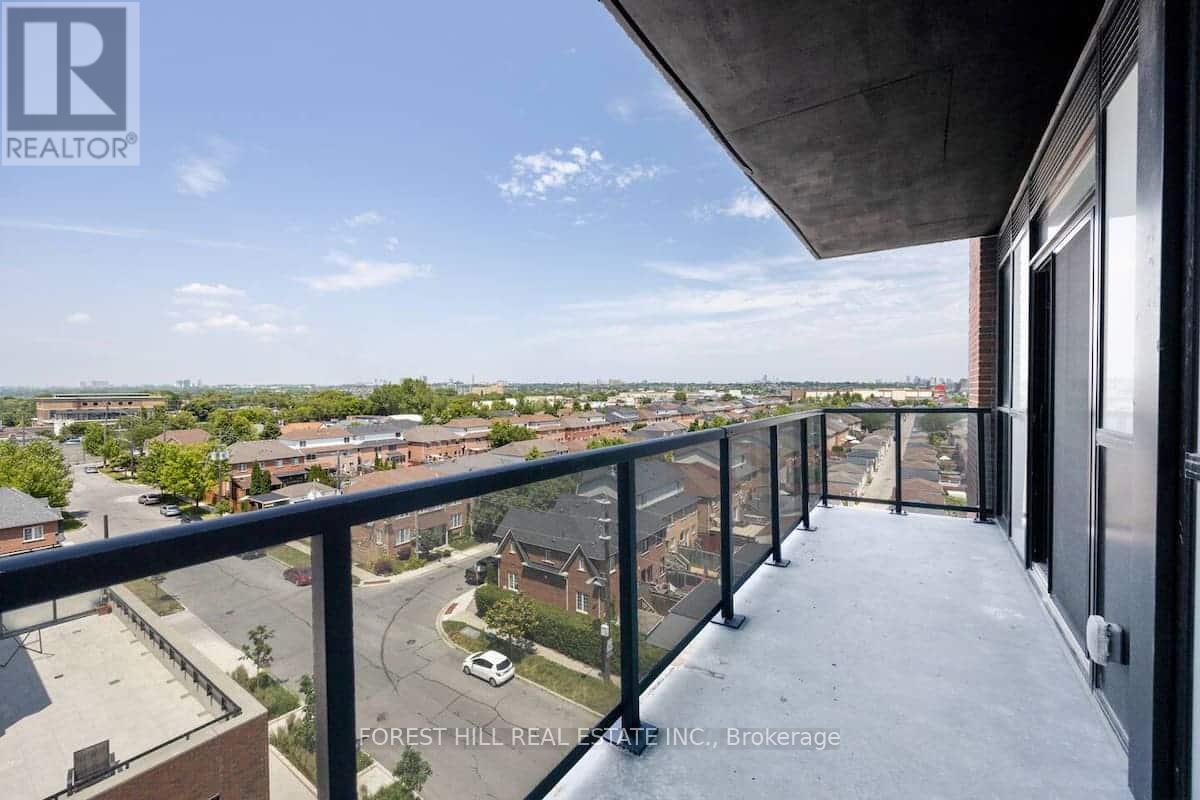 709 - 2300 St Clair Avenue W, Toronto, Ontario  M6N 0B3 - Photo 11 - W13475284