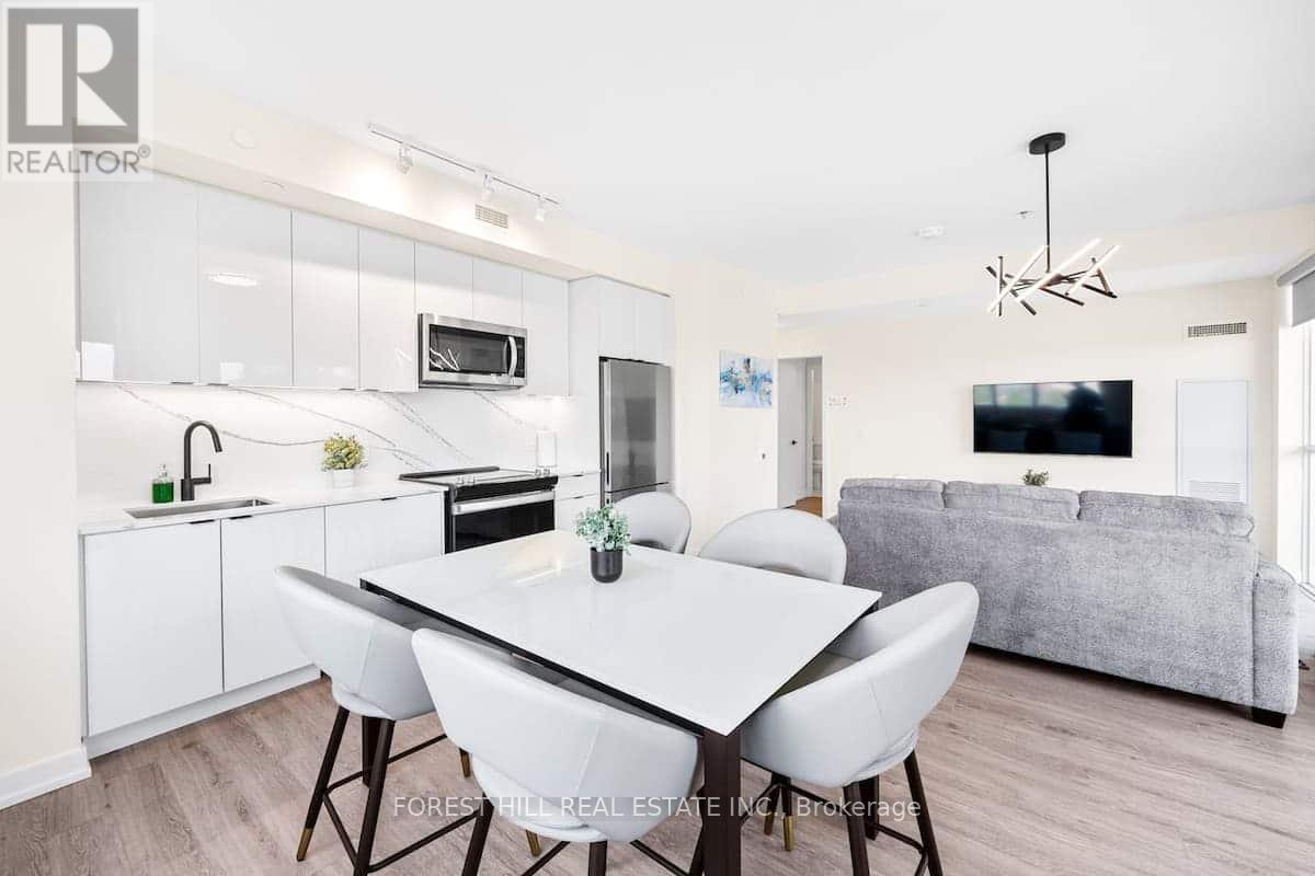 709 - 2300 St Clair Avenue W, Toronto, Ontario  M6N 0B3 - Photo 9 - W13475284