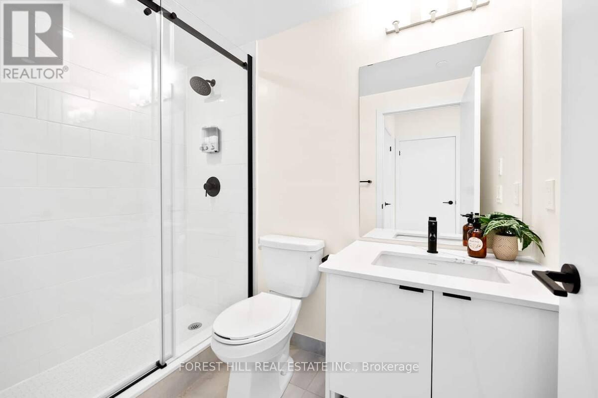 709 - 2300 St Clair Avenue W, Toronto, Ontario  M6N 0B3 - Photo 18 - W13475284