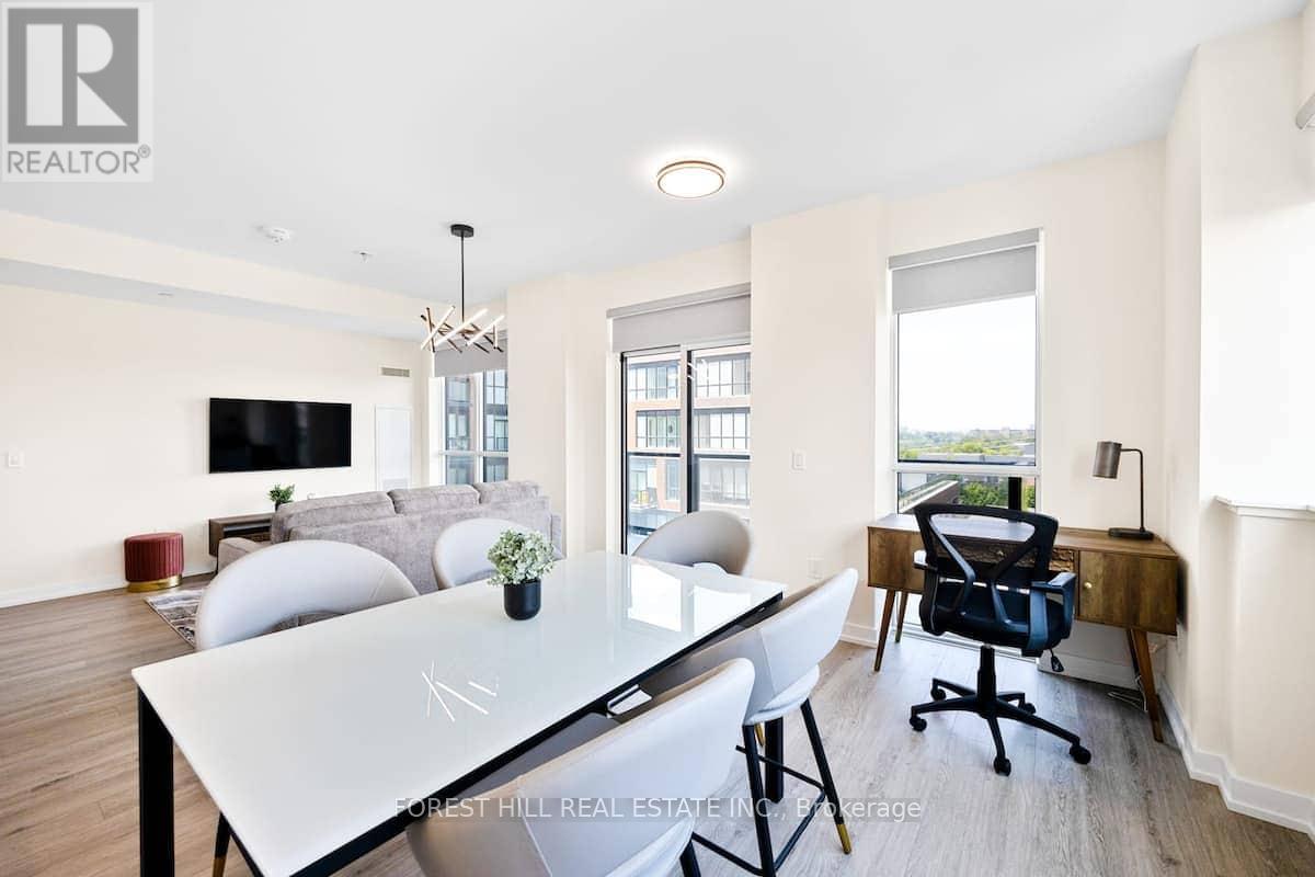 709 - 2300 St Clair Avenue W, Toronto, Ontario  M6N 0B3 - Photo 4 - W13475284